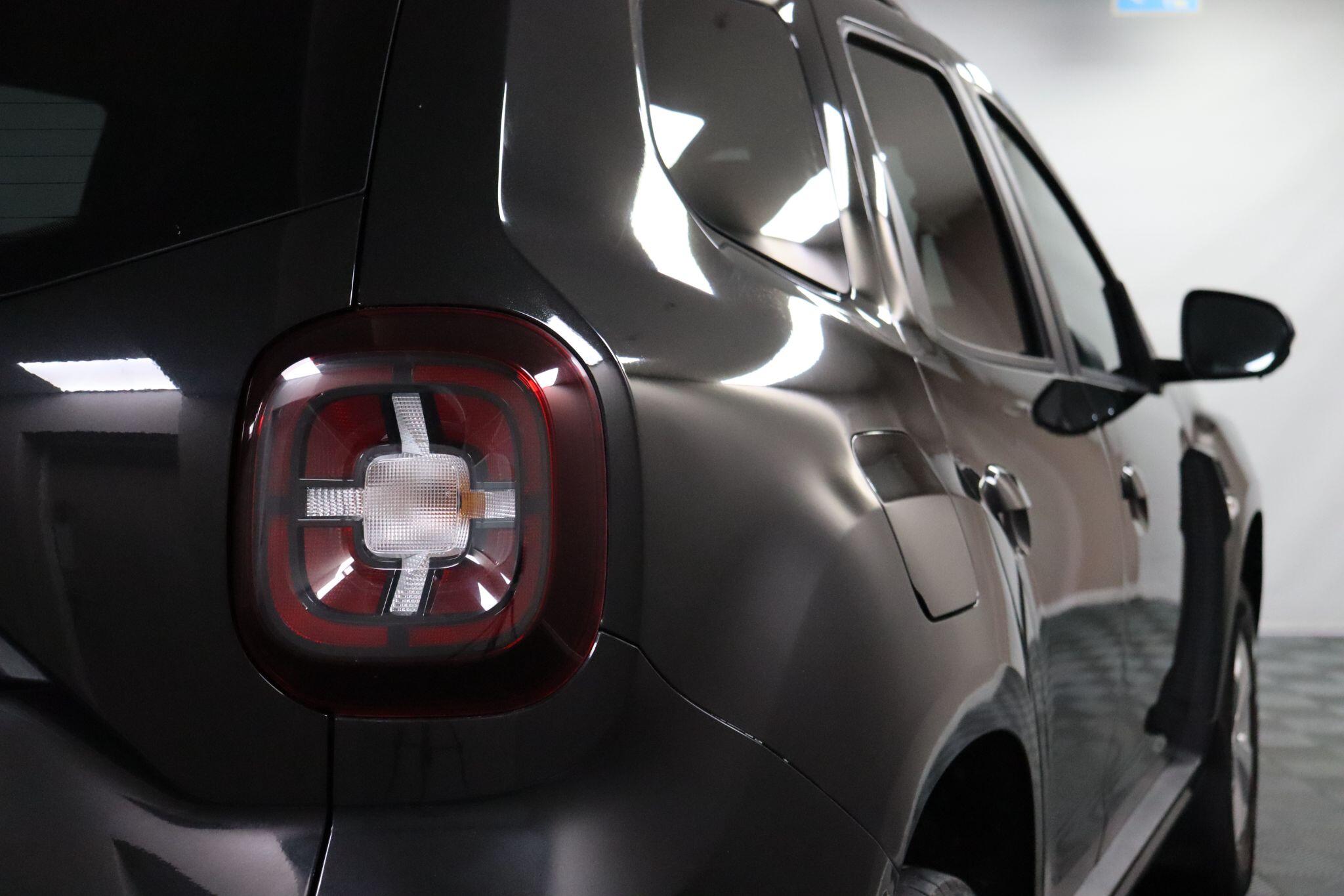 Dacia Duster view 23