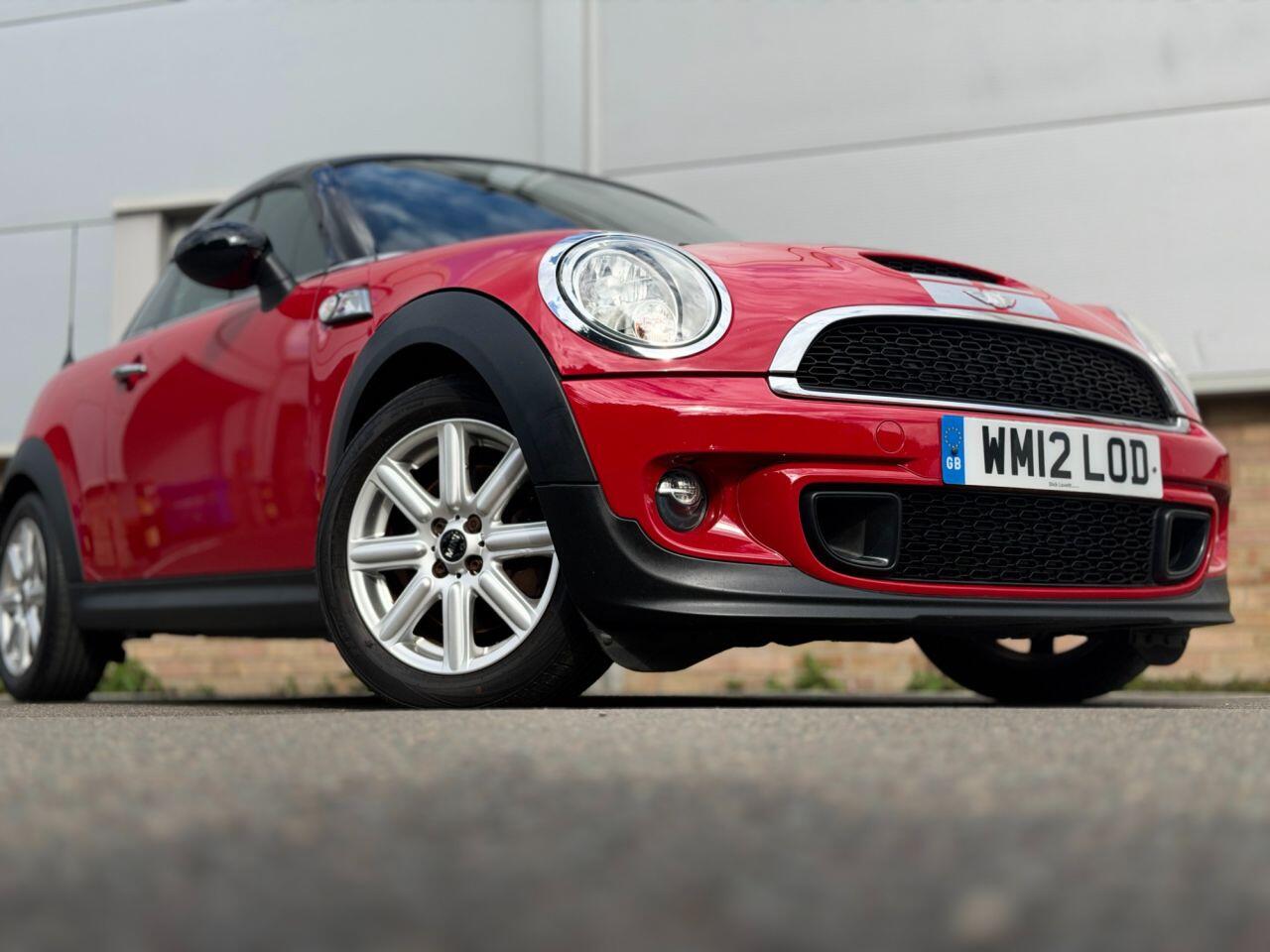 Mini Cooper view 9