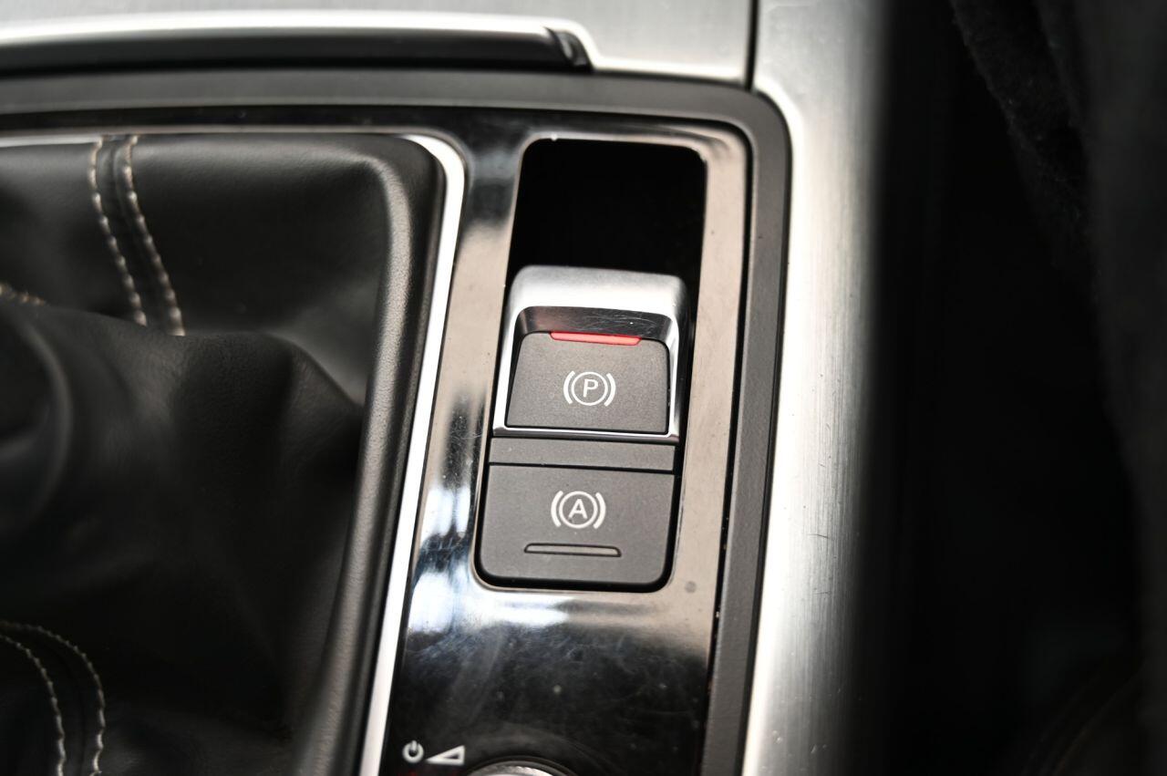 Audi A6 view 28