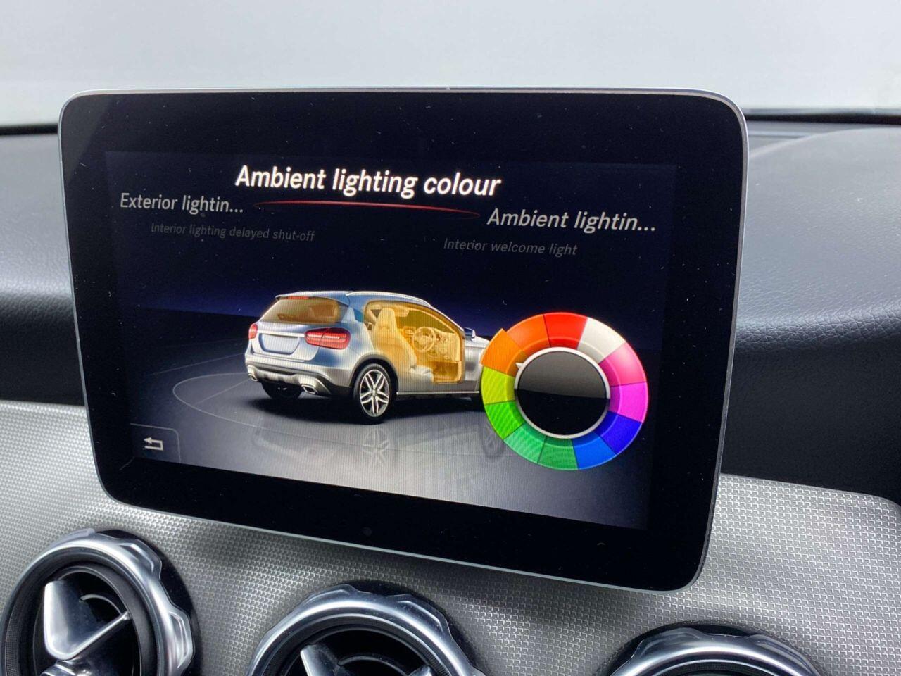 Mercedes-Benz Gla view 27