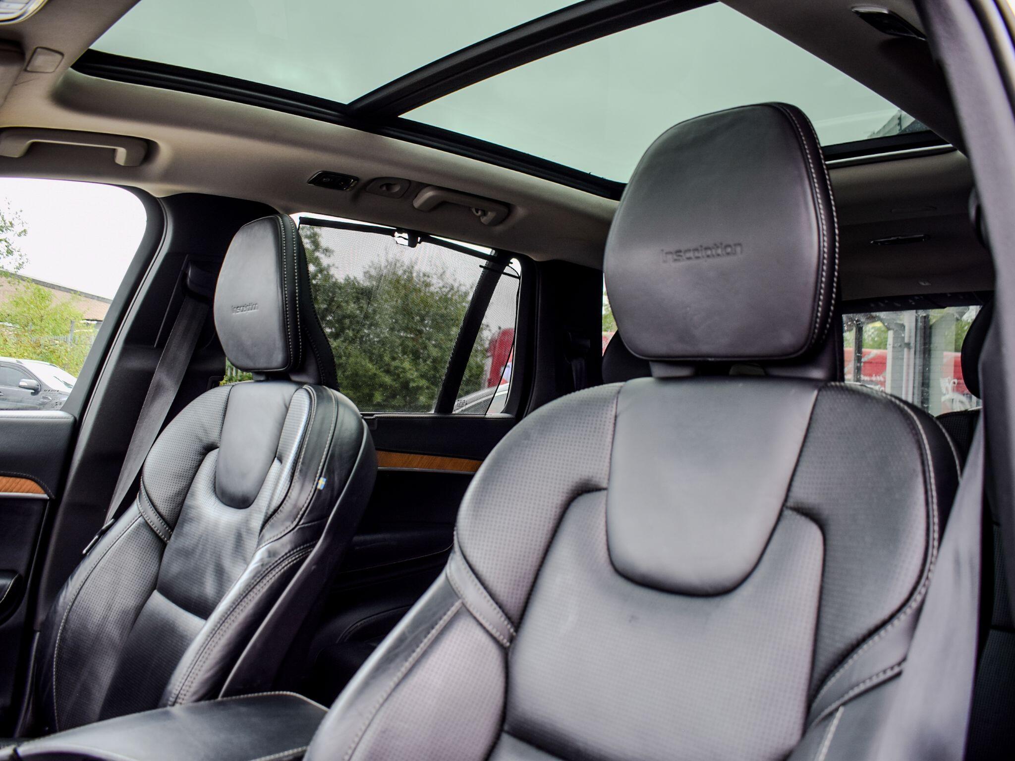 Volvo XC90 view 12