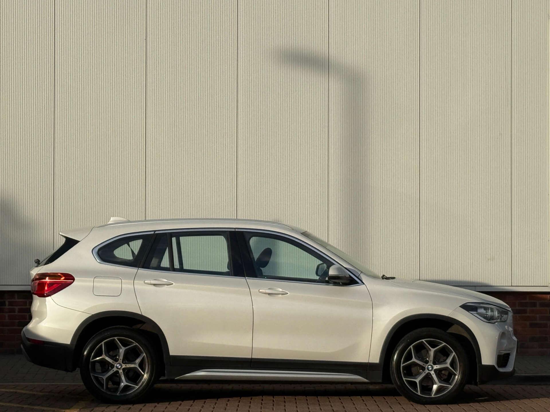 BMW X1 view 8