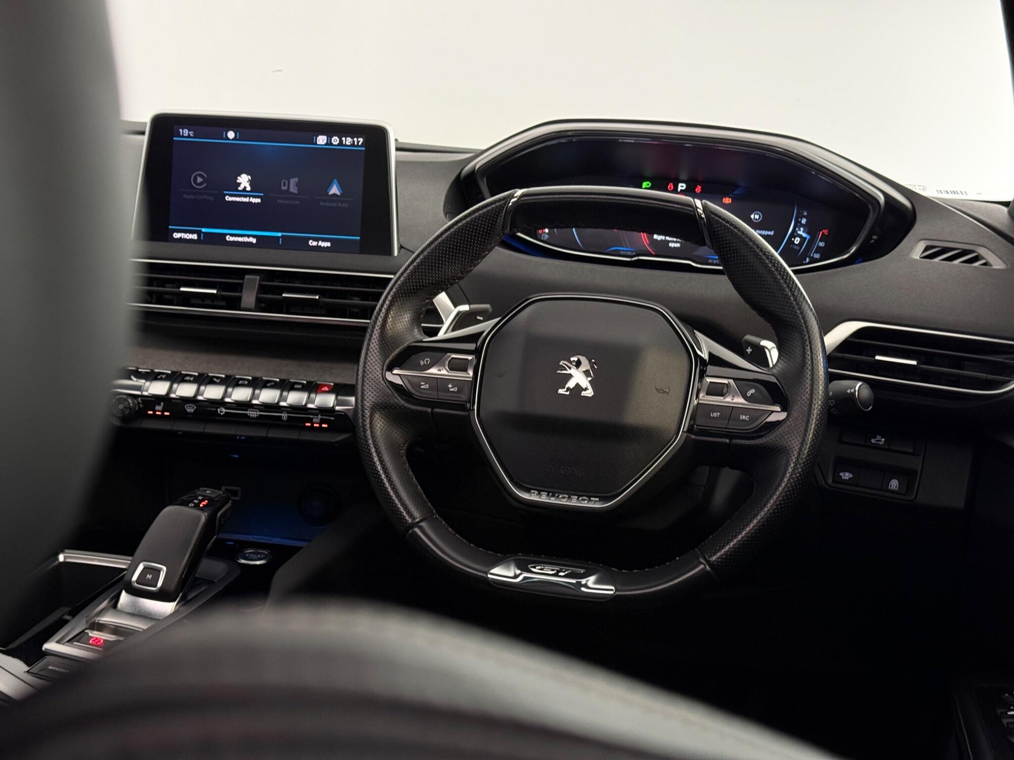 Peugeot 3008 view 14