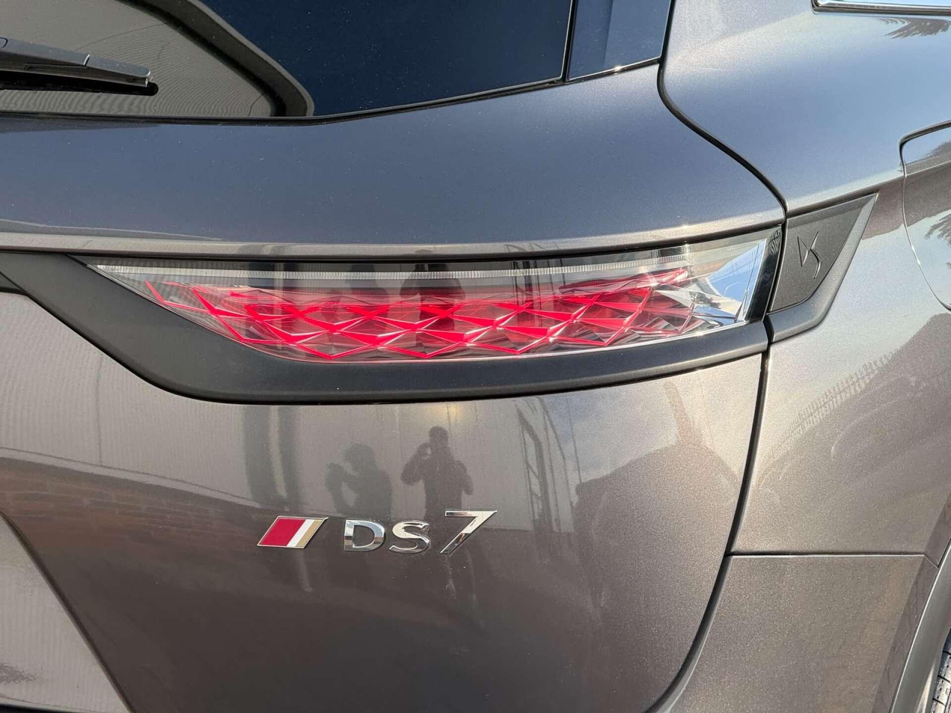 DS Automobiles DS 7 Crossback view 21
