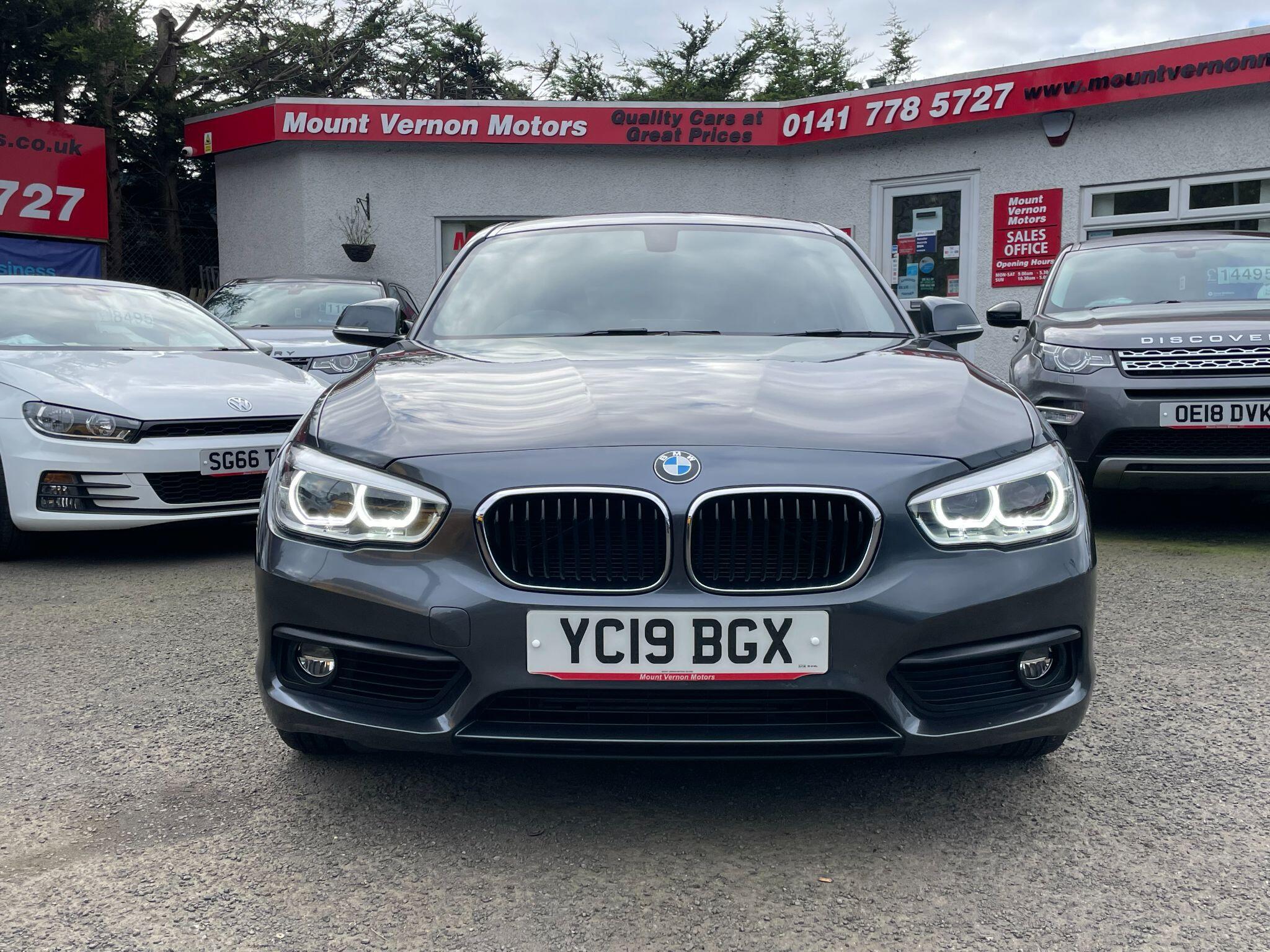 BMW 1 Series view 15