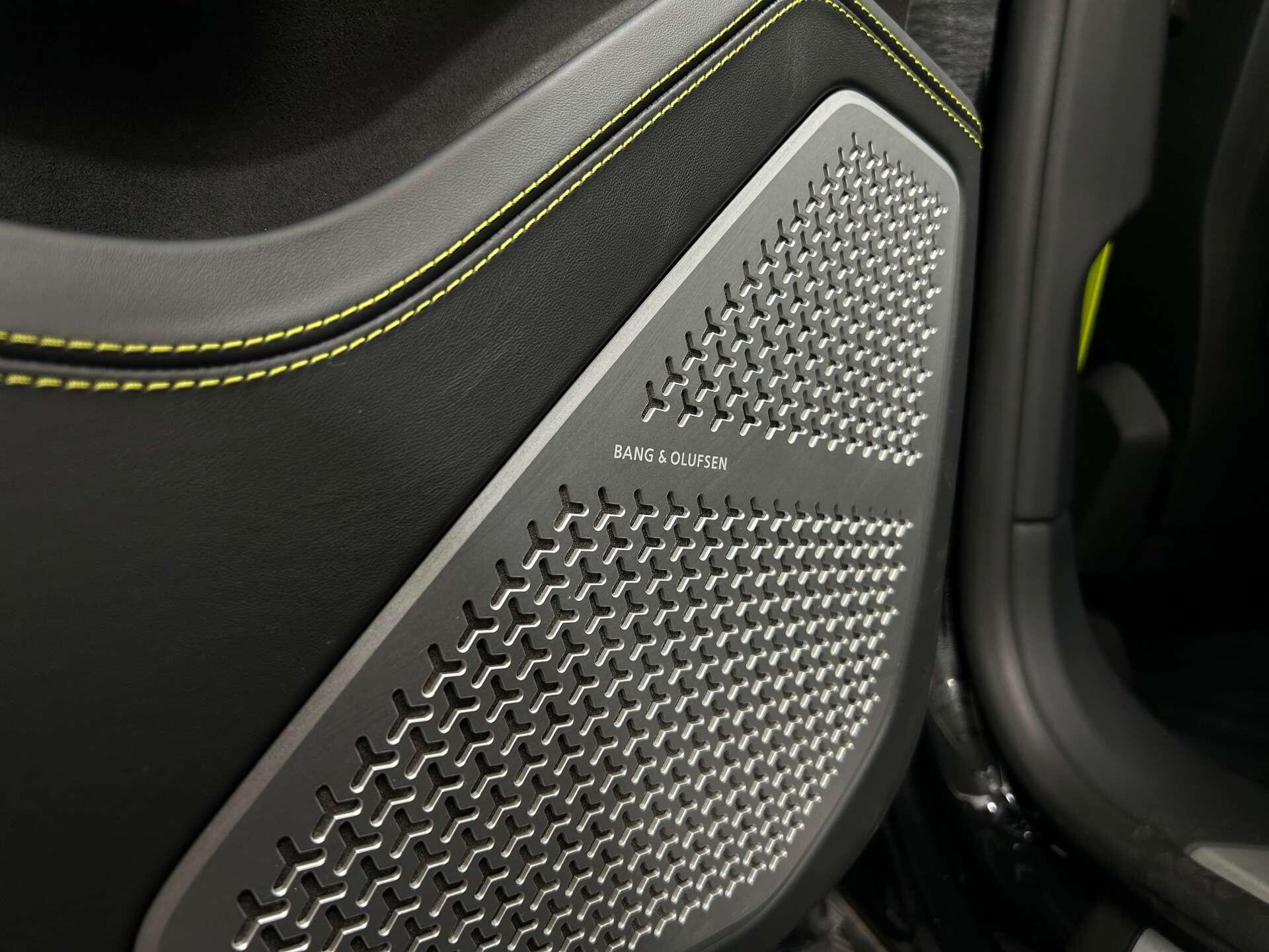Lamborghini Urus view 47