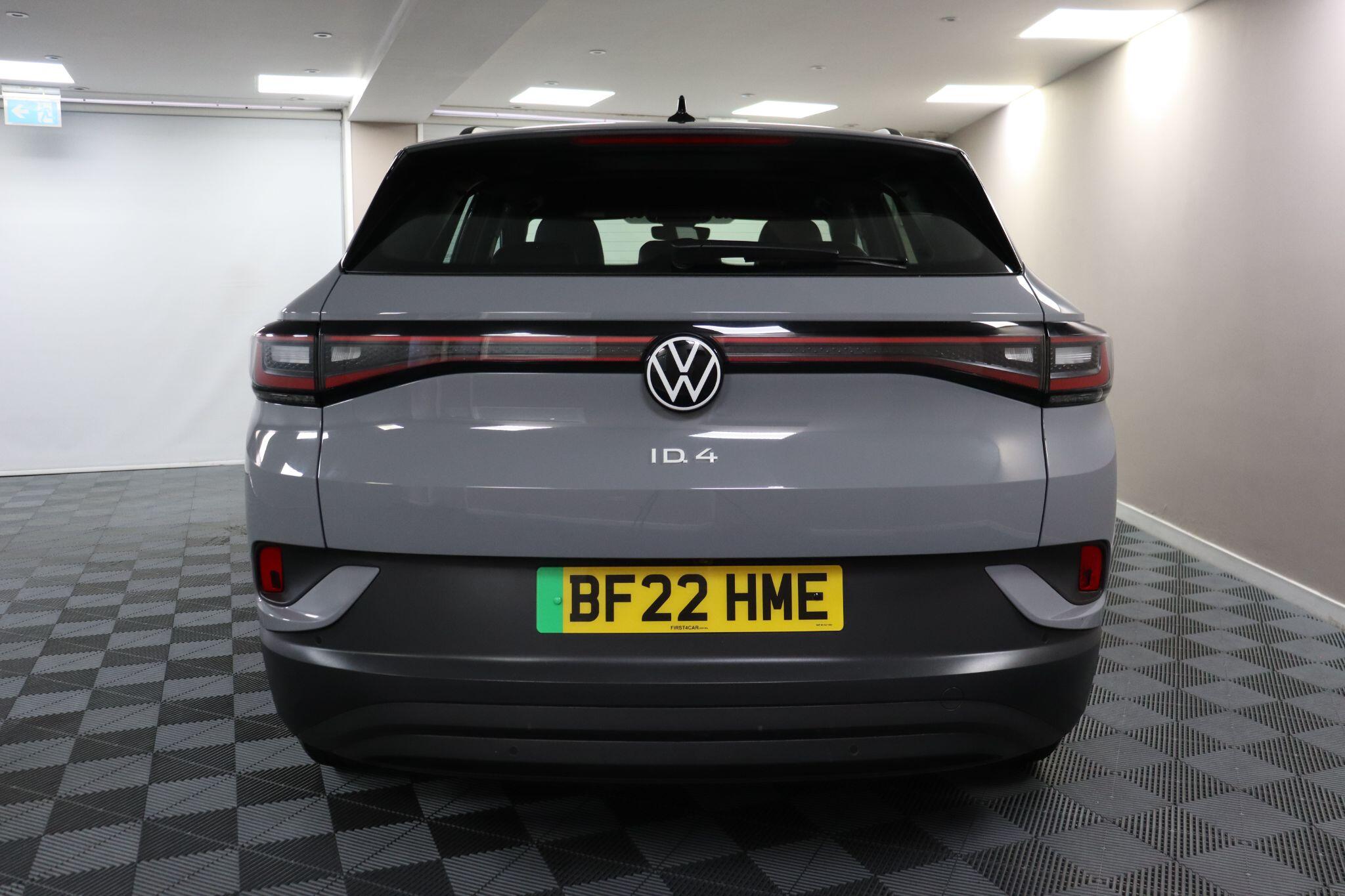 Volkswagen Id.4 view 9