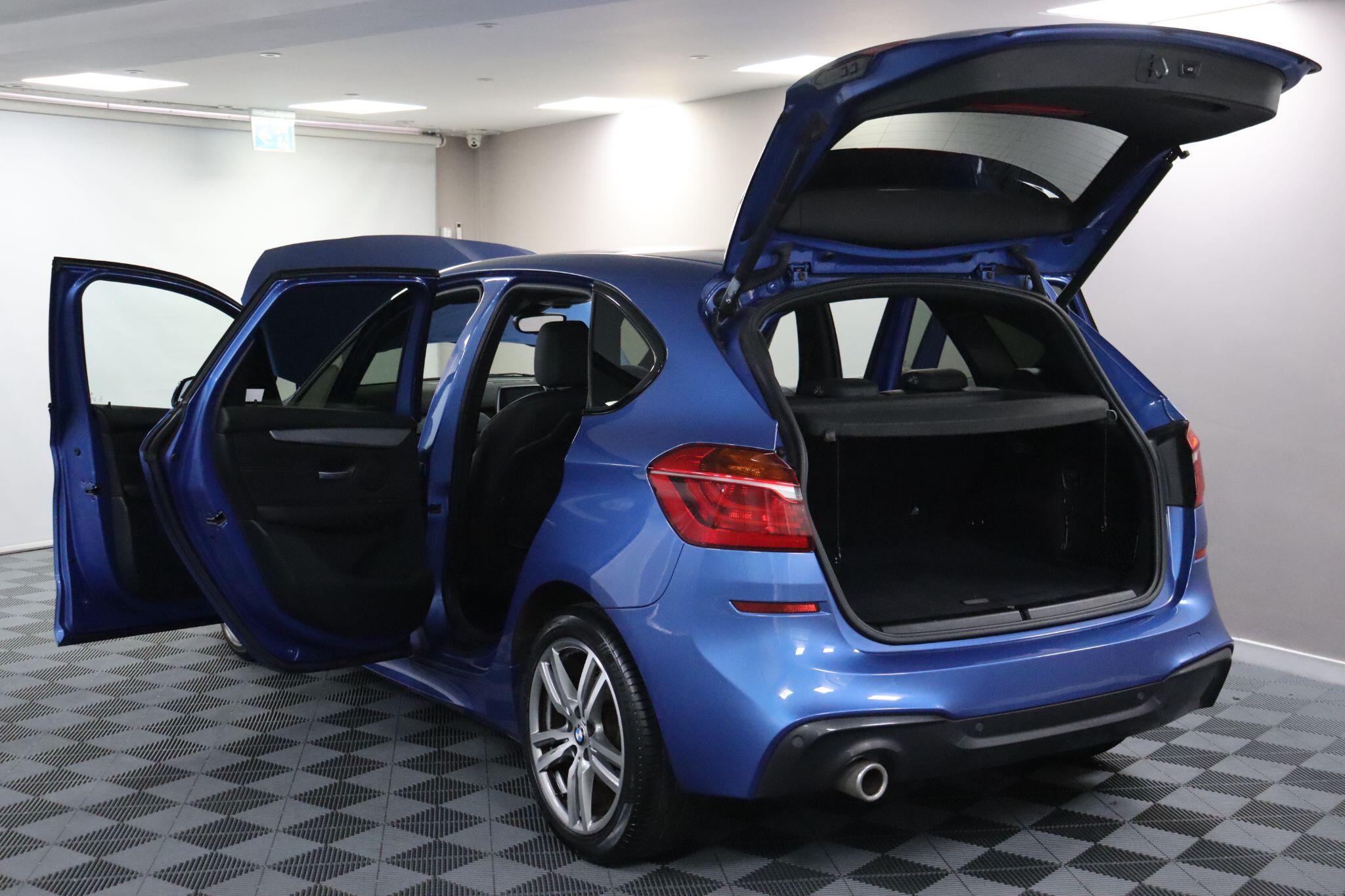 BMW 2 Series Active Tourer view 21