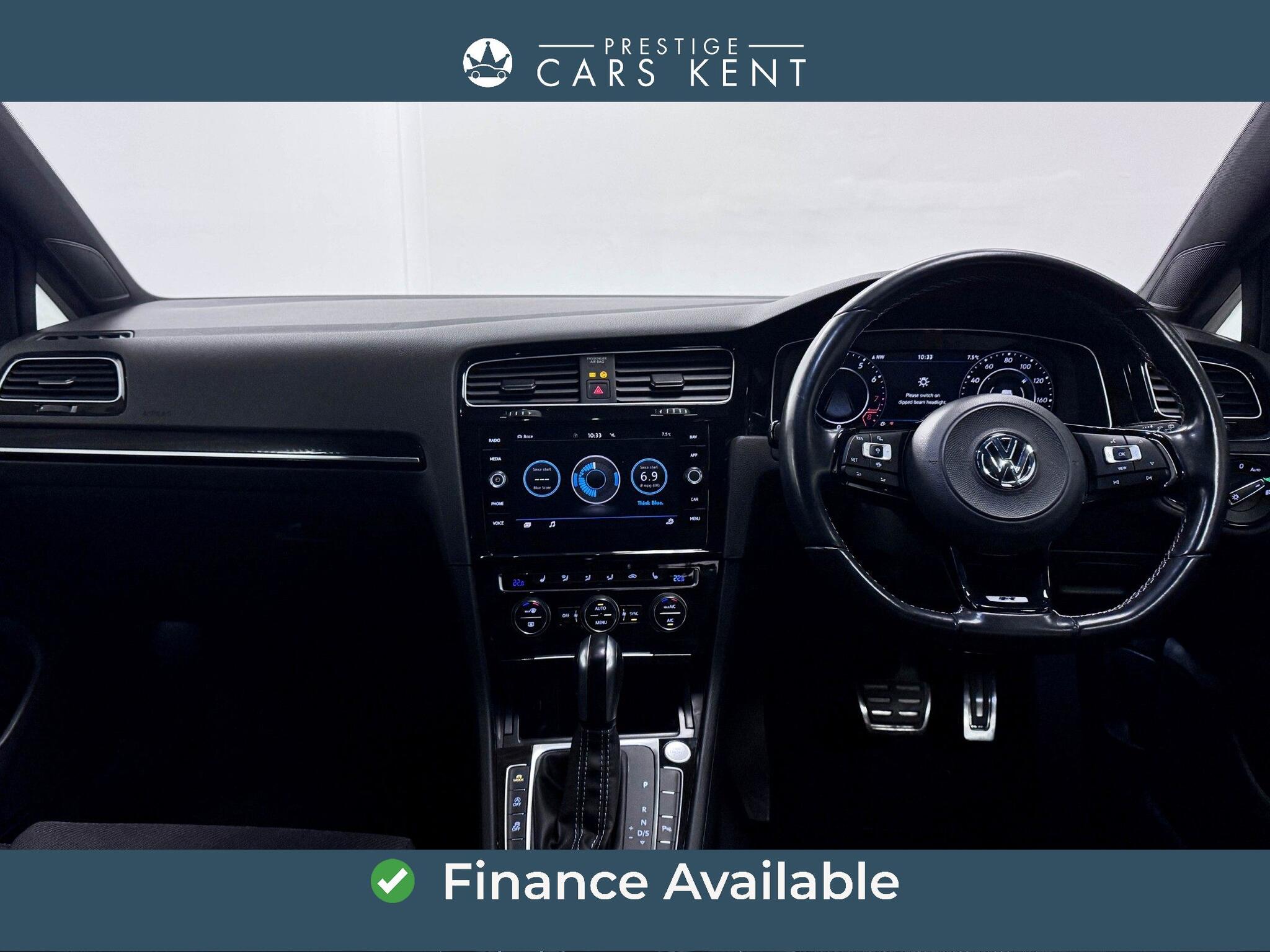 Volkswagen Golf view 2