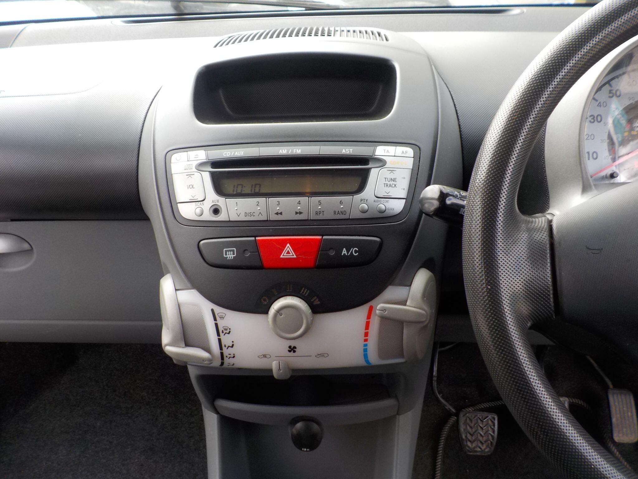 Peugeot 107 1.0 12V Urban Euro 4 5dr