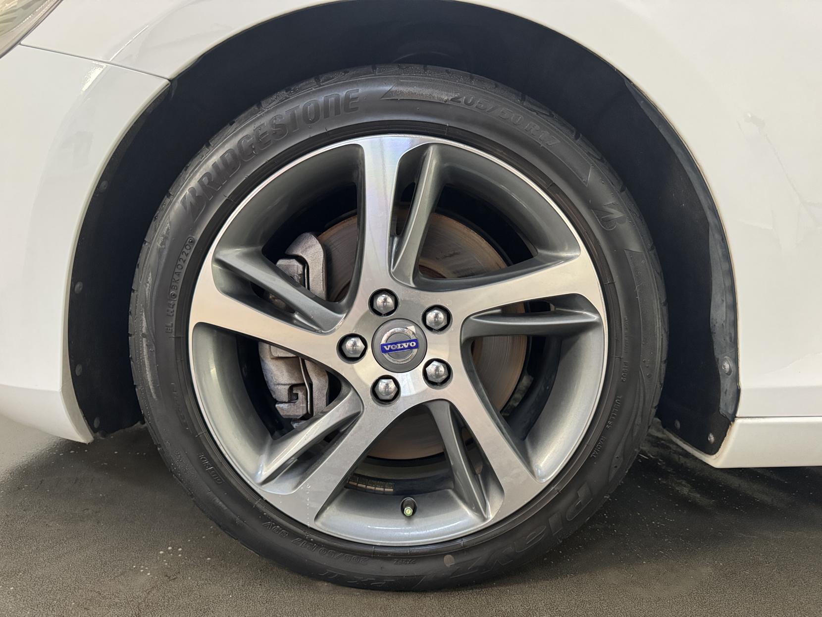 Volvo V40 view 53