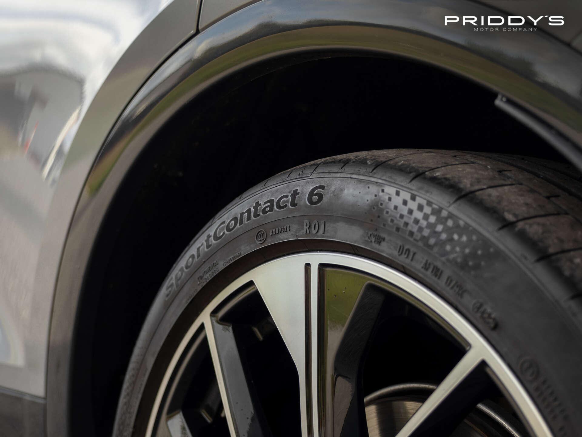 Audi Q5 view 15