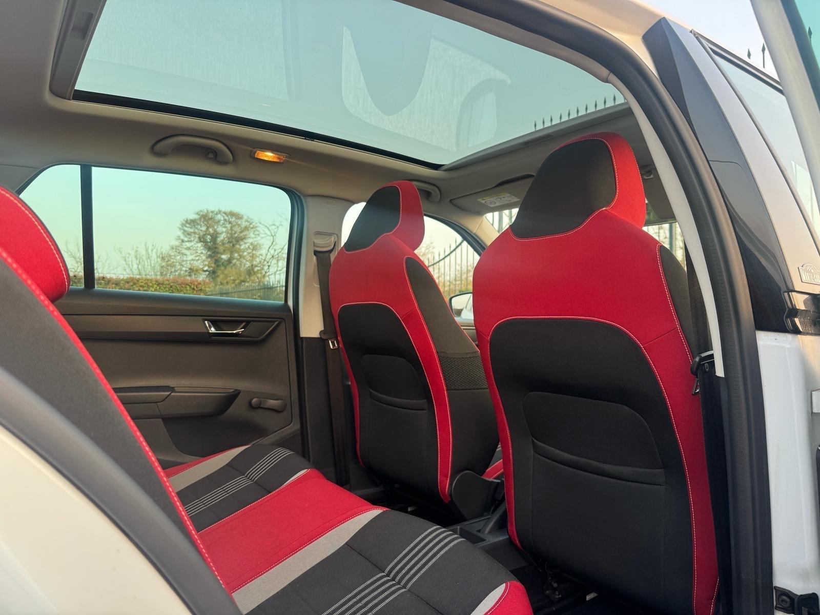 2015 Skoda Fabia image 25