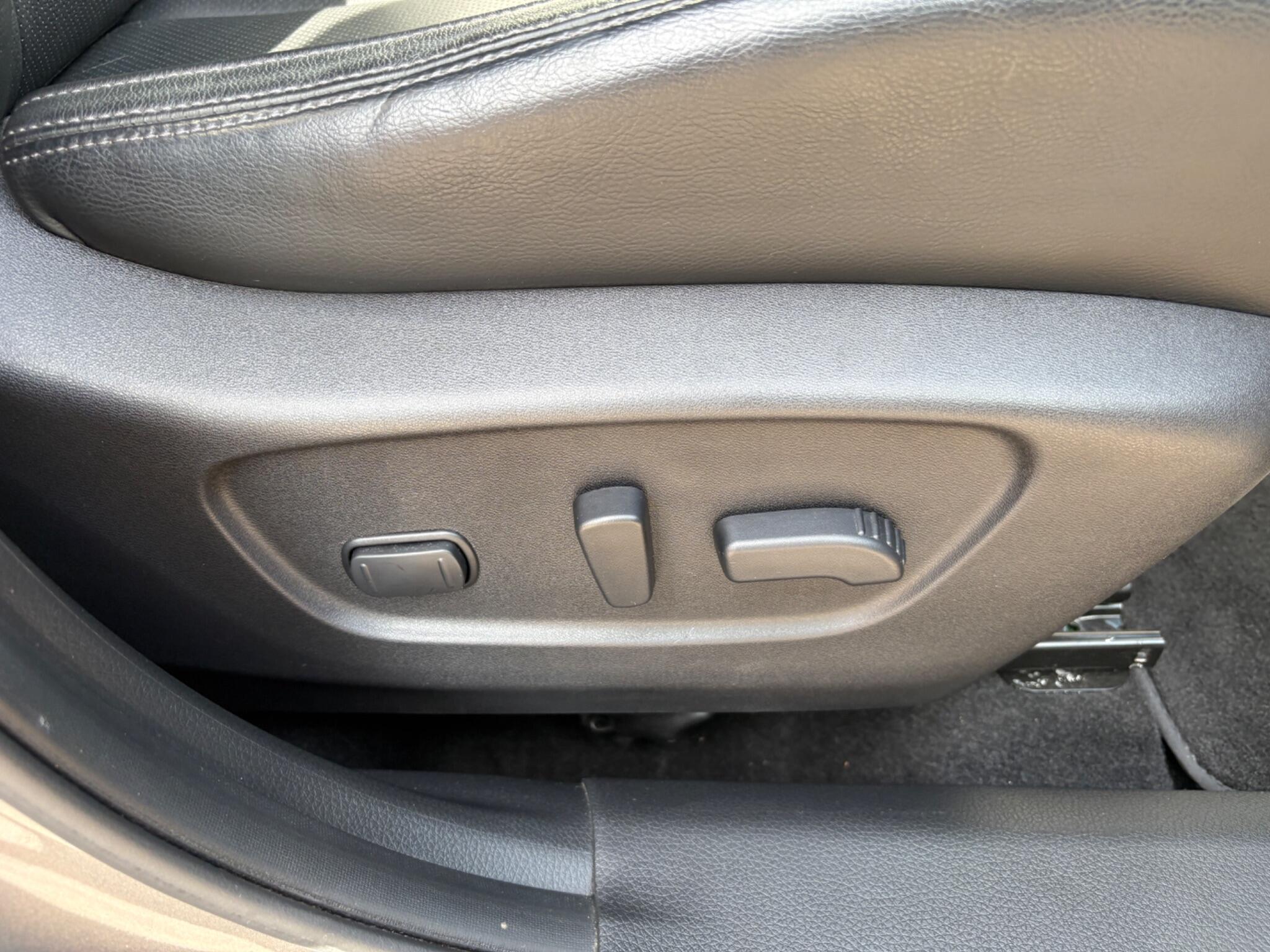 Nissan X-Trail view 14