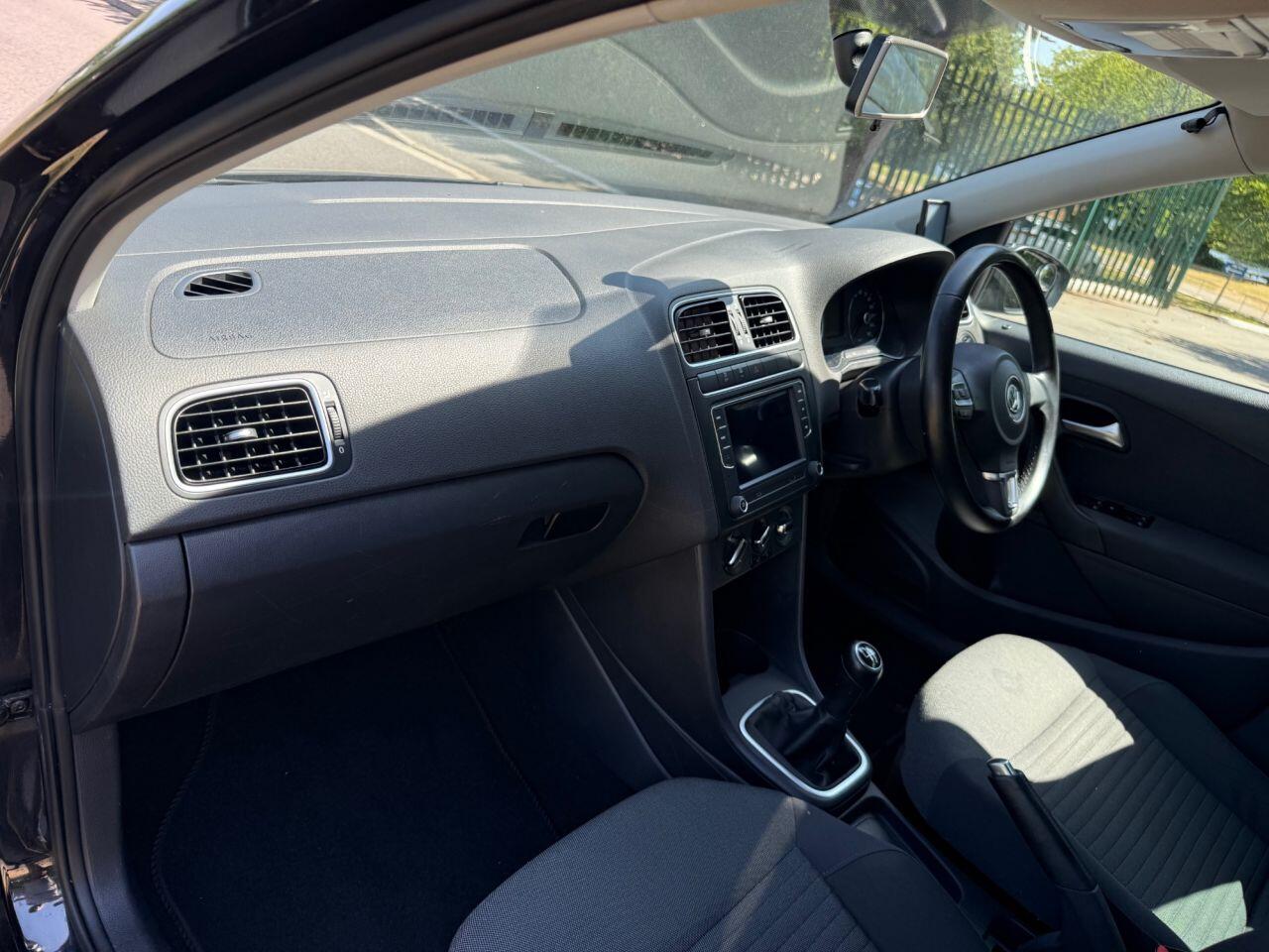 Volkswagen Polo view 31