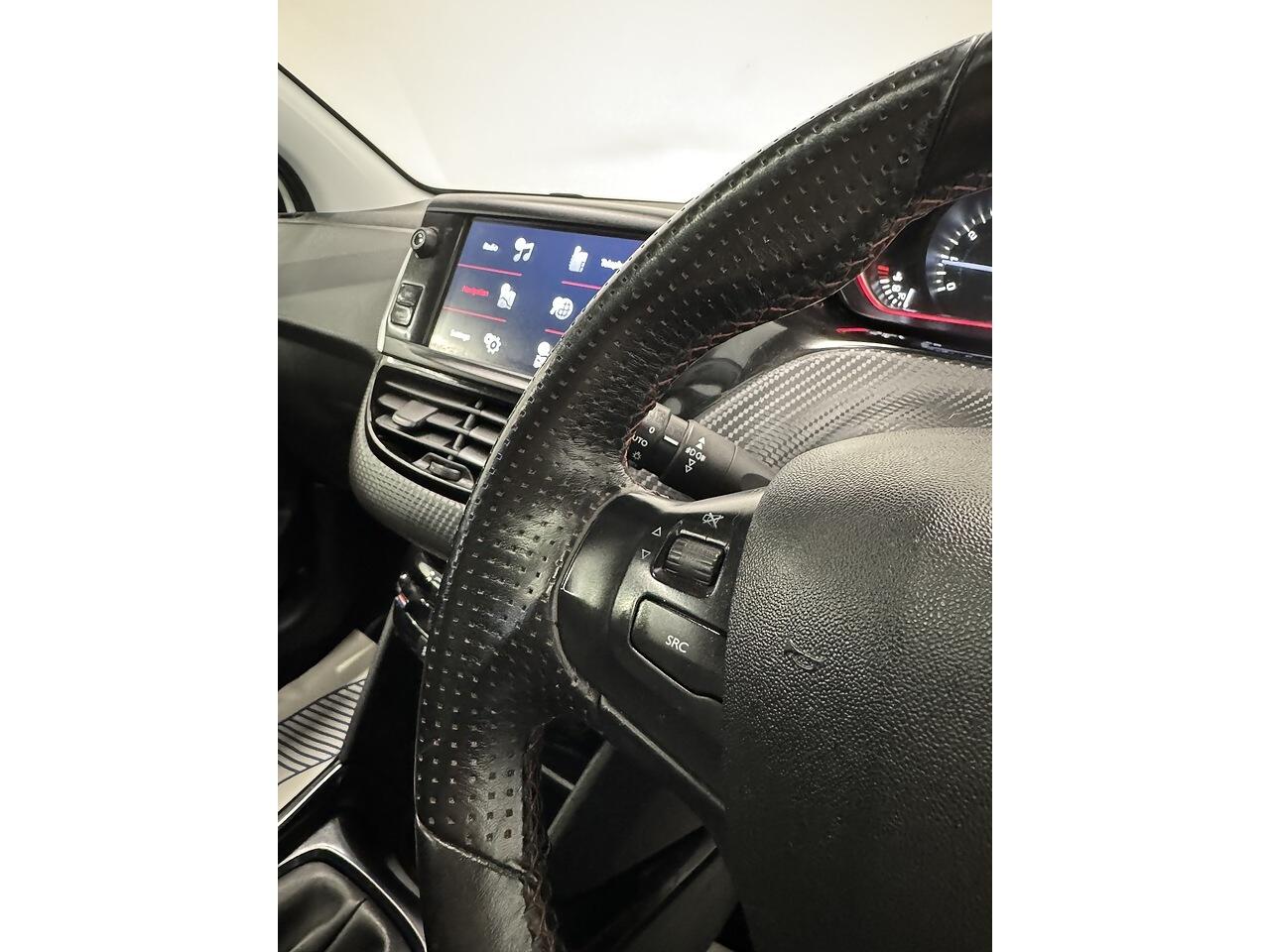 Peugeot 2008 view 24