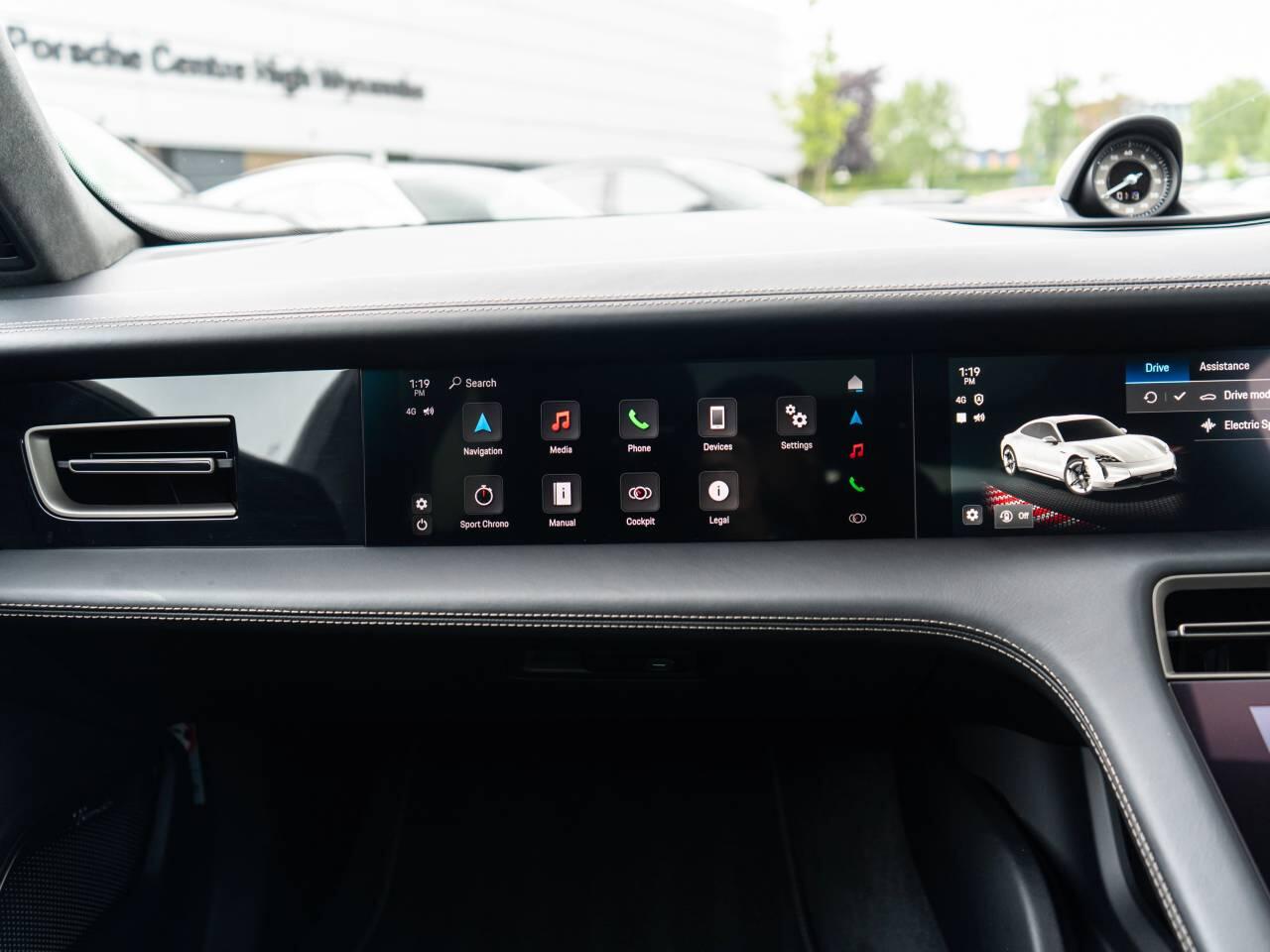 Porsche Taycan view 41