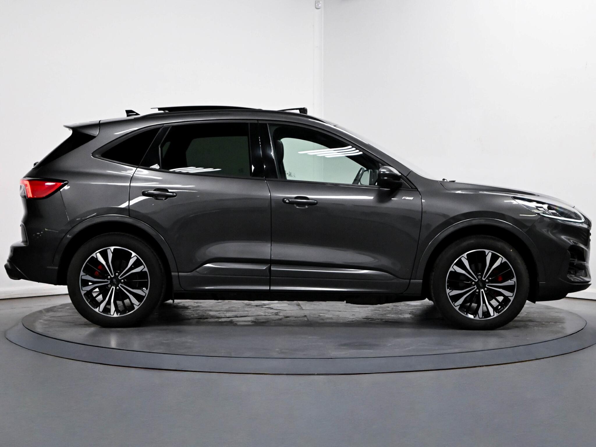 Ford Kuga view 19