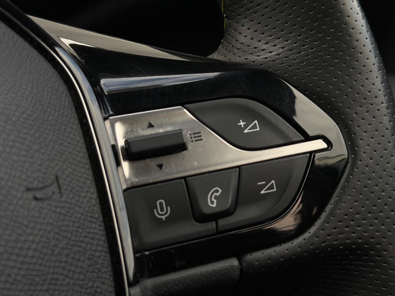 Peugeot 308 view 21