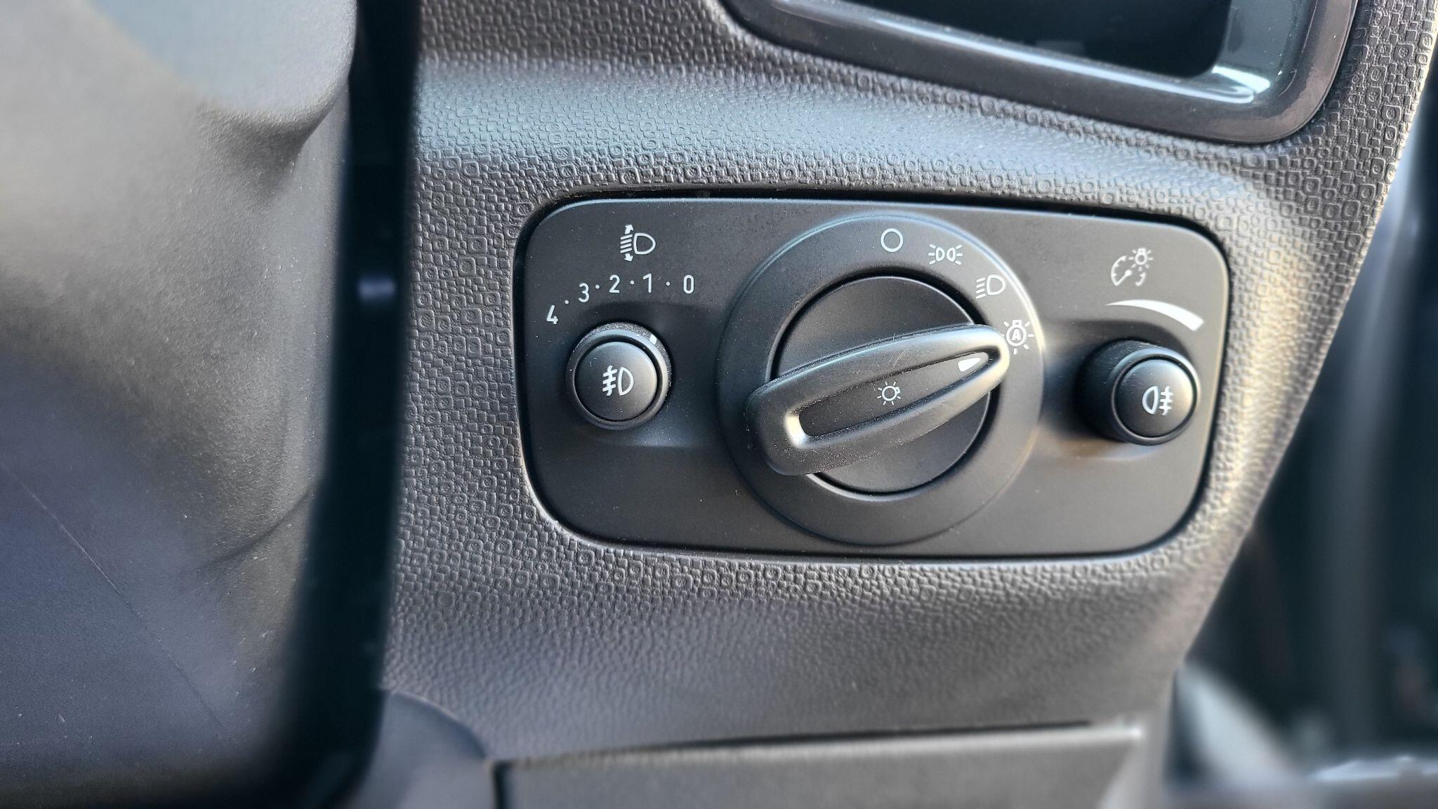 Ford Ecosport view 19