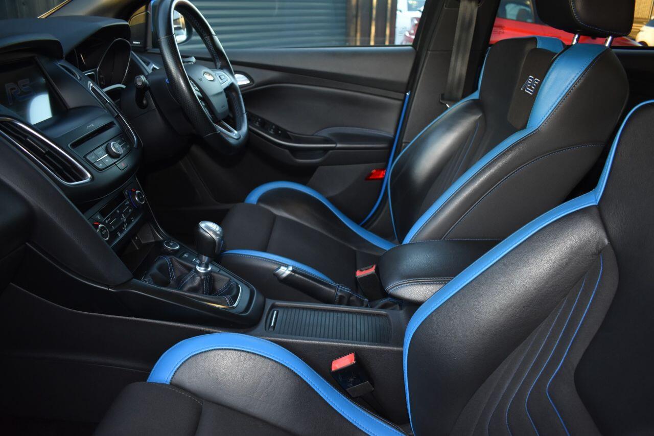 Ford Focus view 5