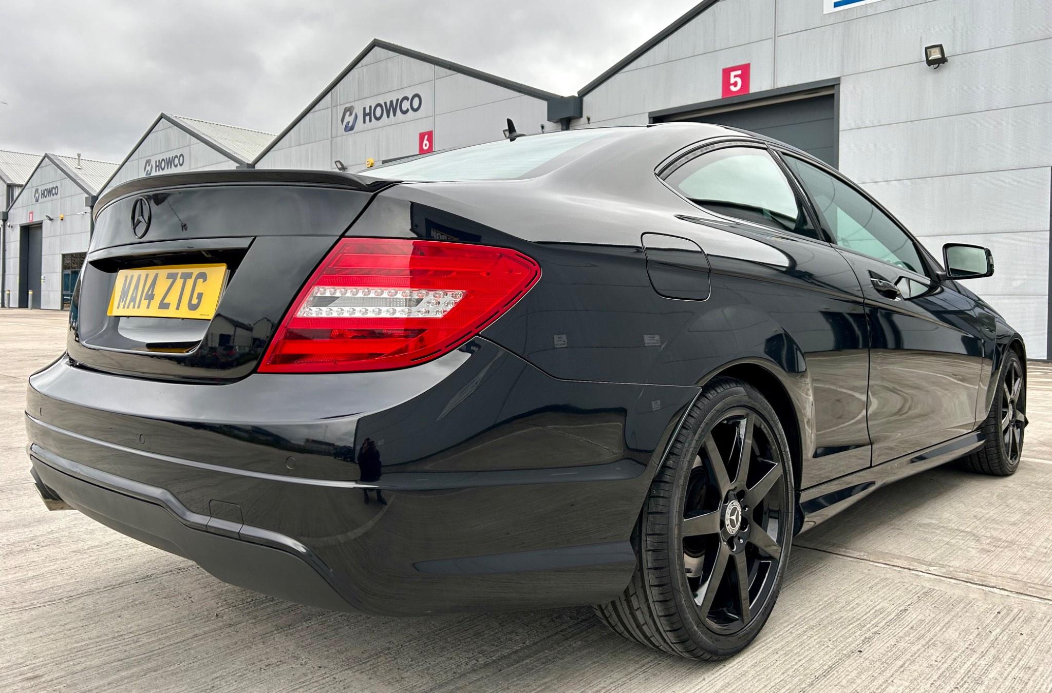 Mercedes-Benz C-Class view 3