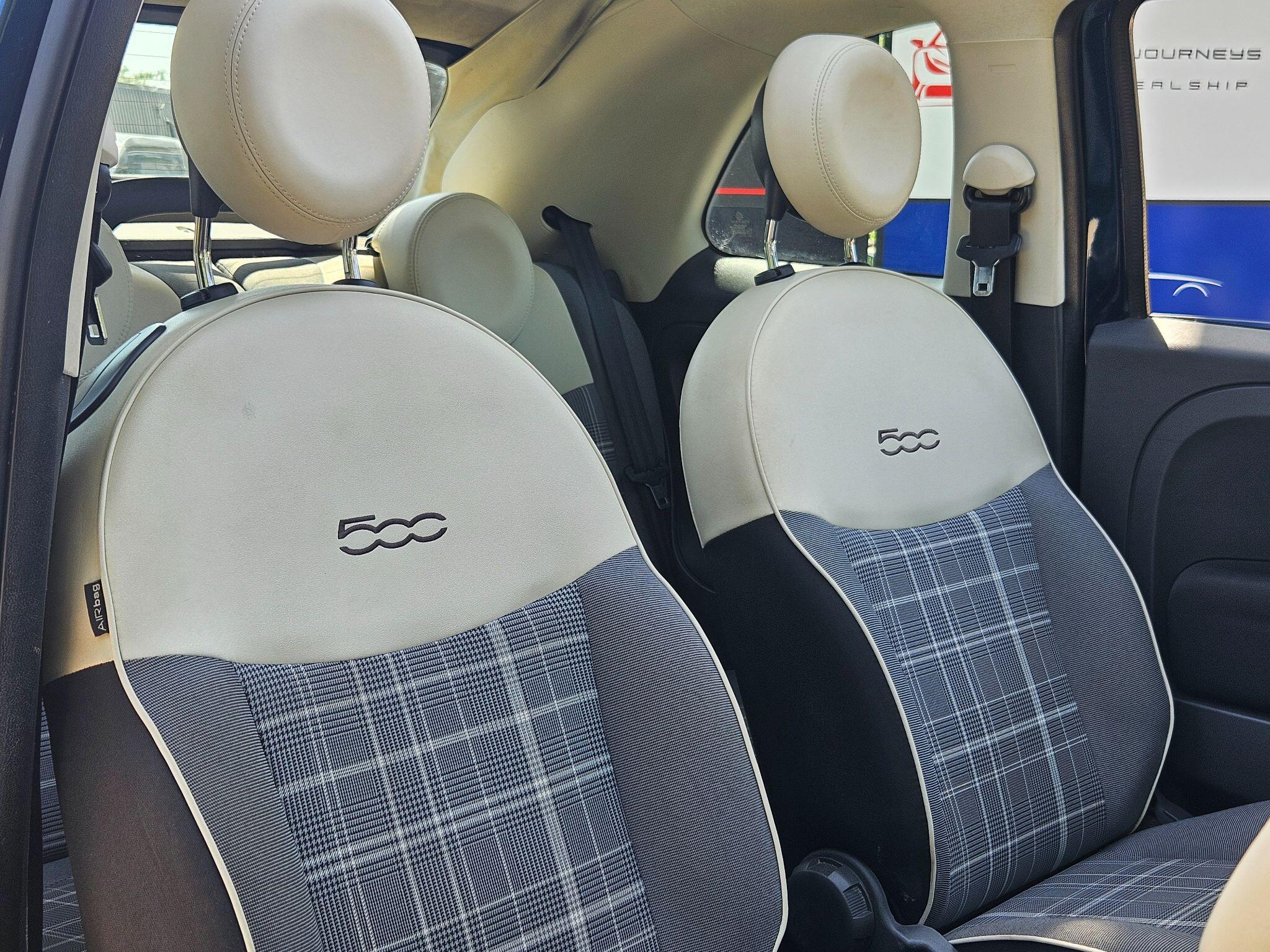 2015 Fiat 500C image 23