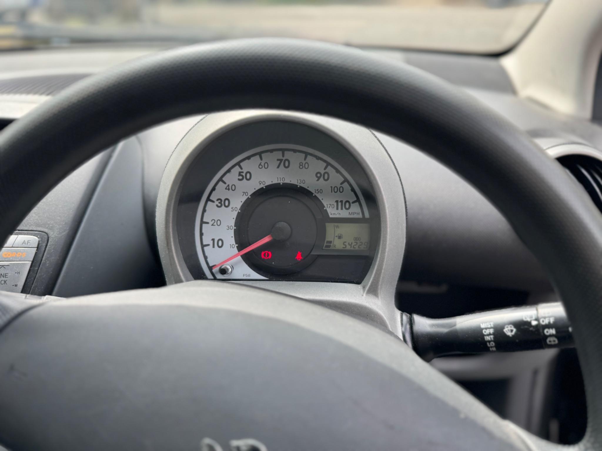 2011 Peugeot 107 image 19