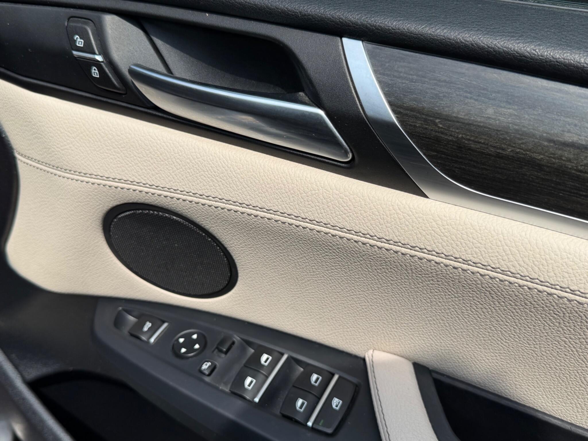 BMW X4 view 44