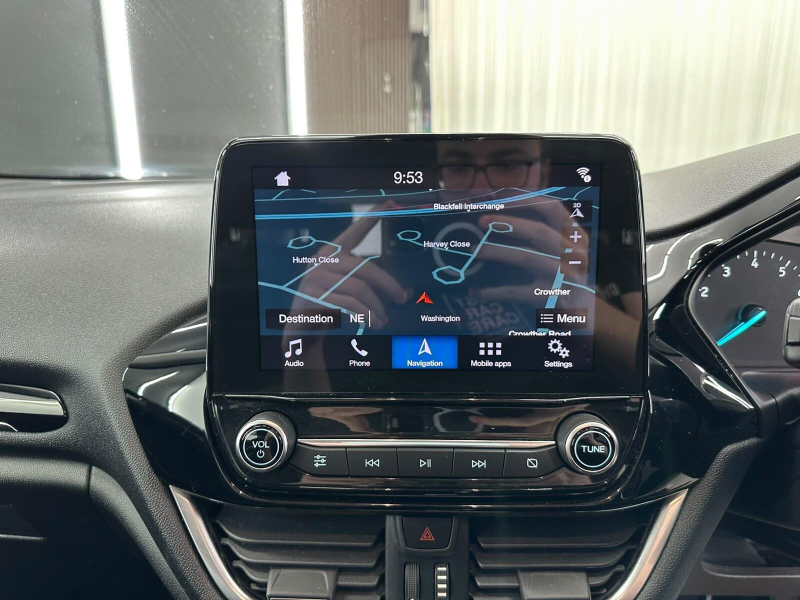 Ford Fiesta view 39