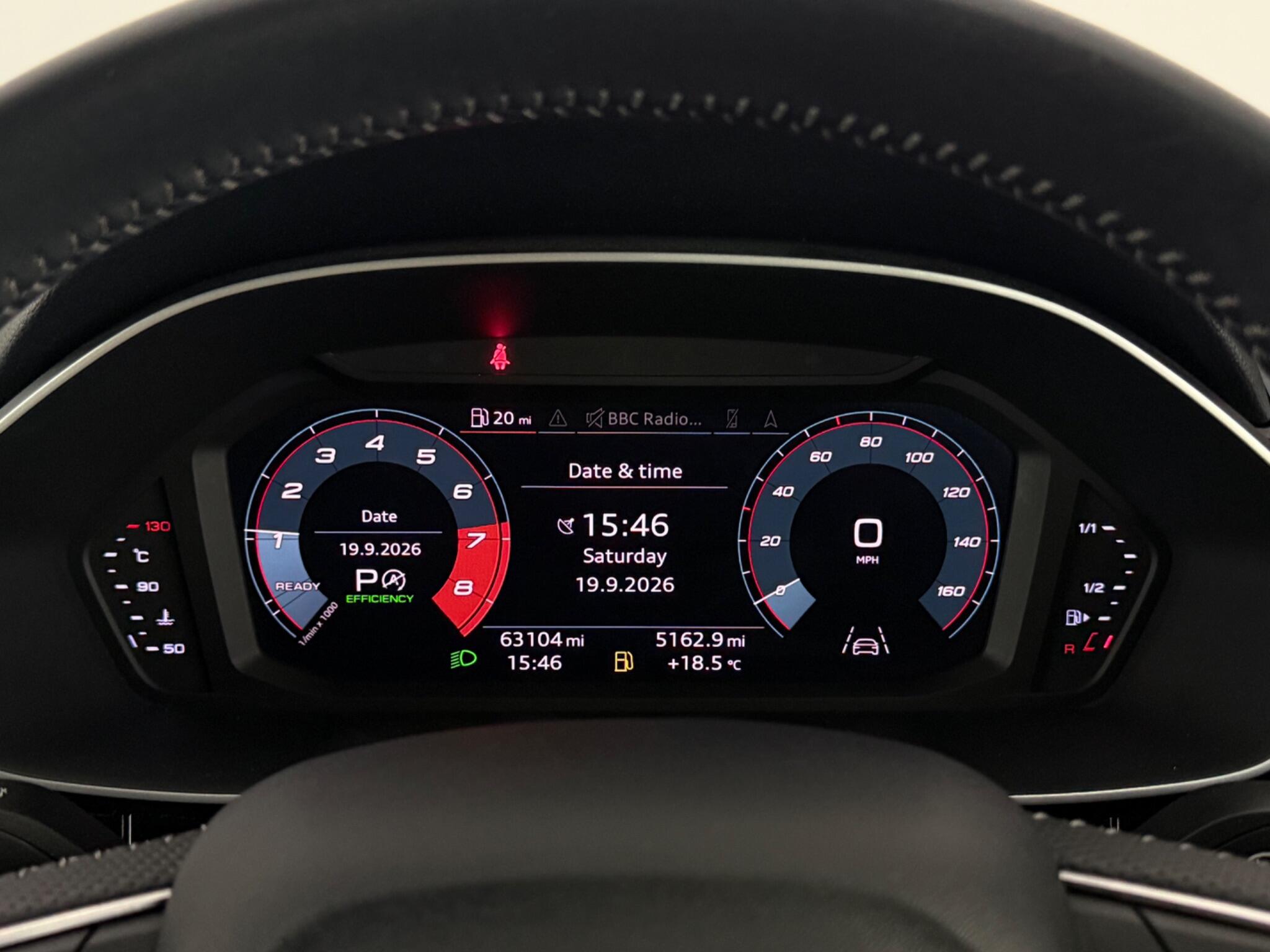 Audi Q3 view 15