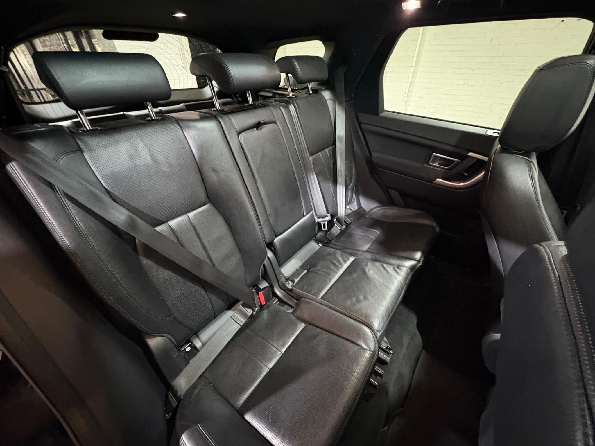 Land Rover Discovery Sport view 46