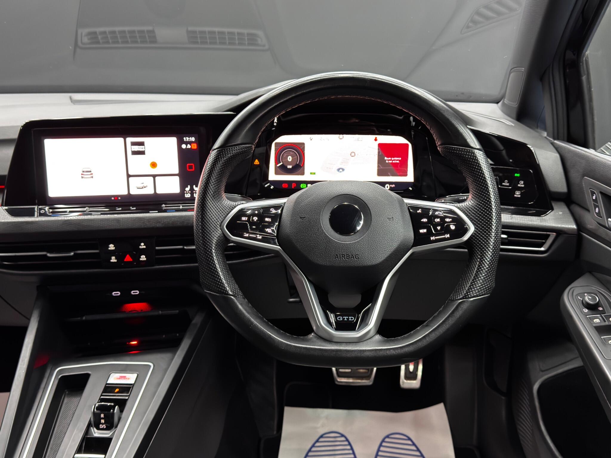 Volkswagen Golf view 18