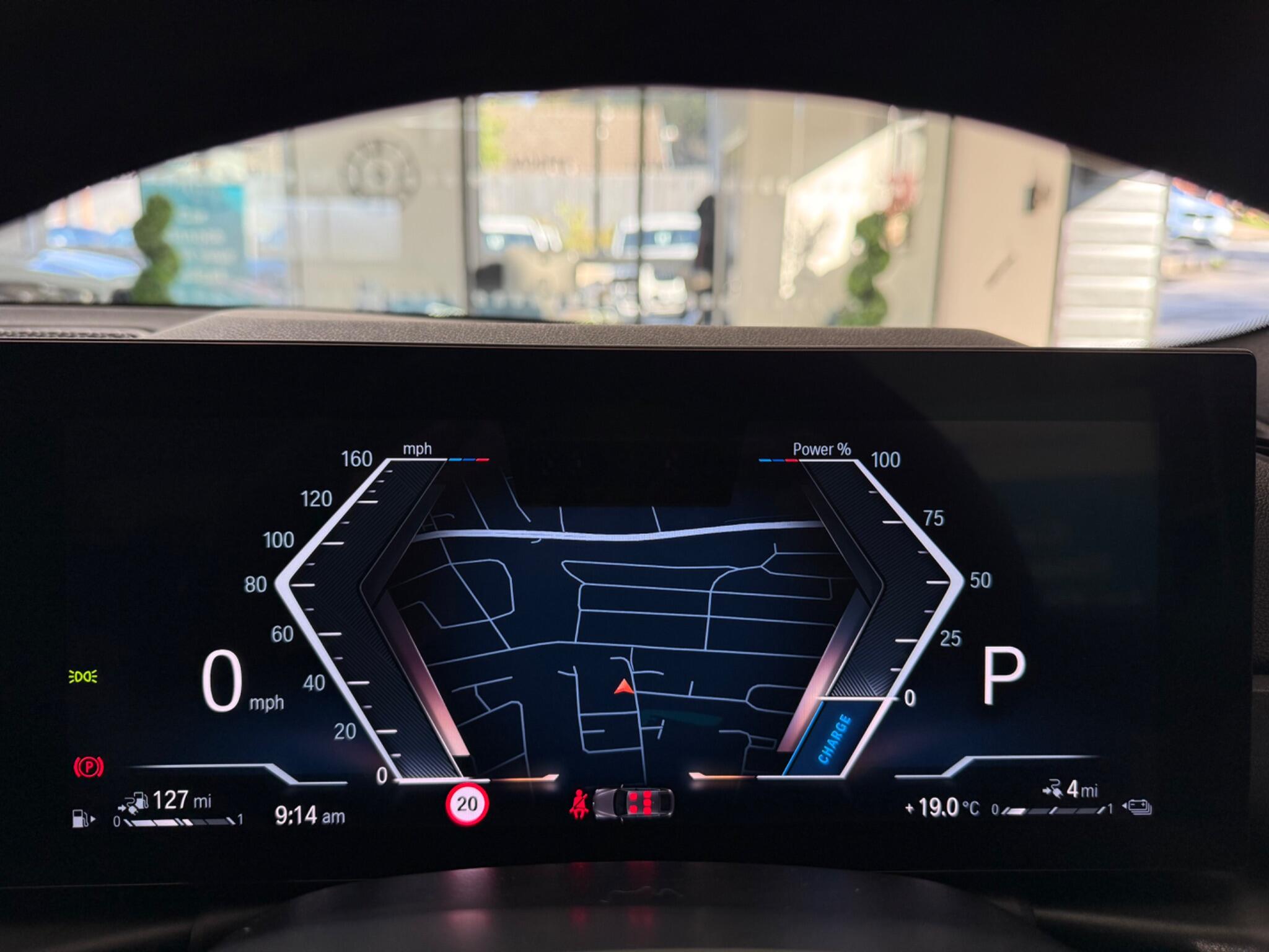 BMW 3 Series view 27