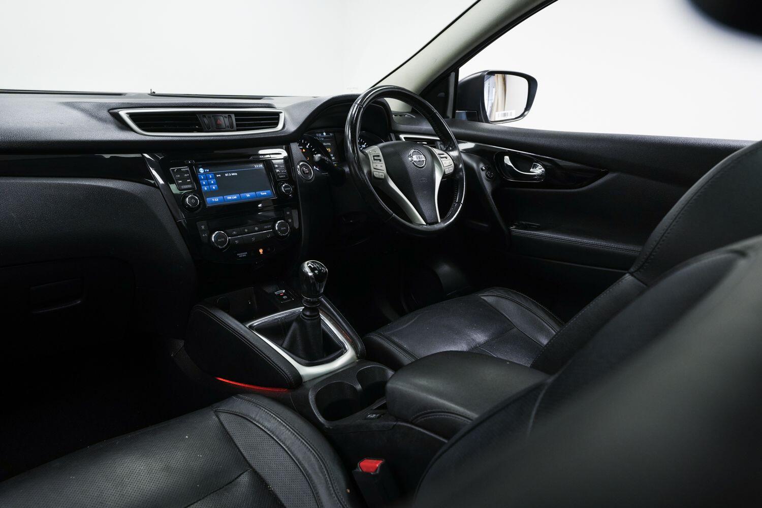Nissan Qashqai view 17