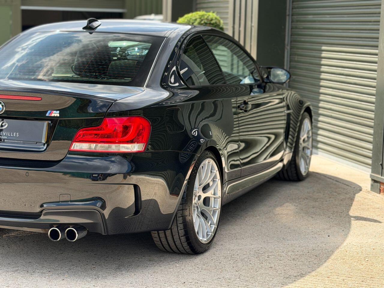 BMW 1 Series view 25