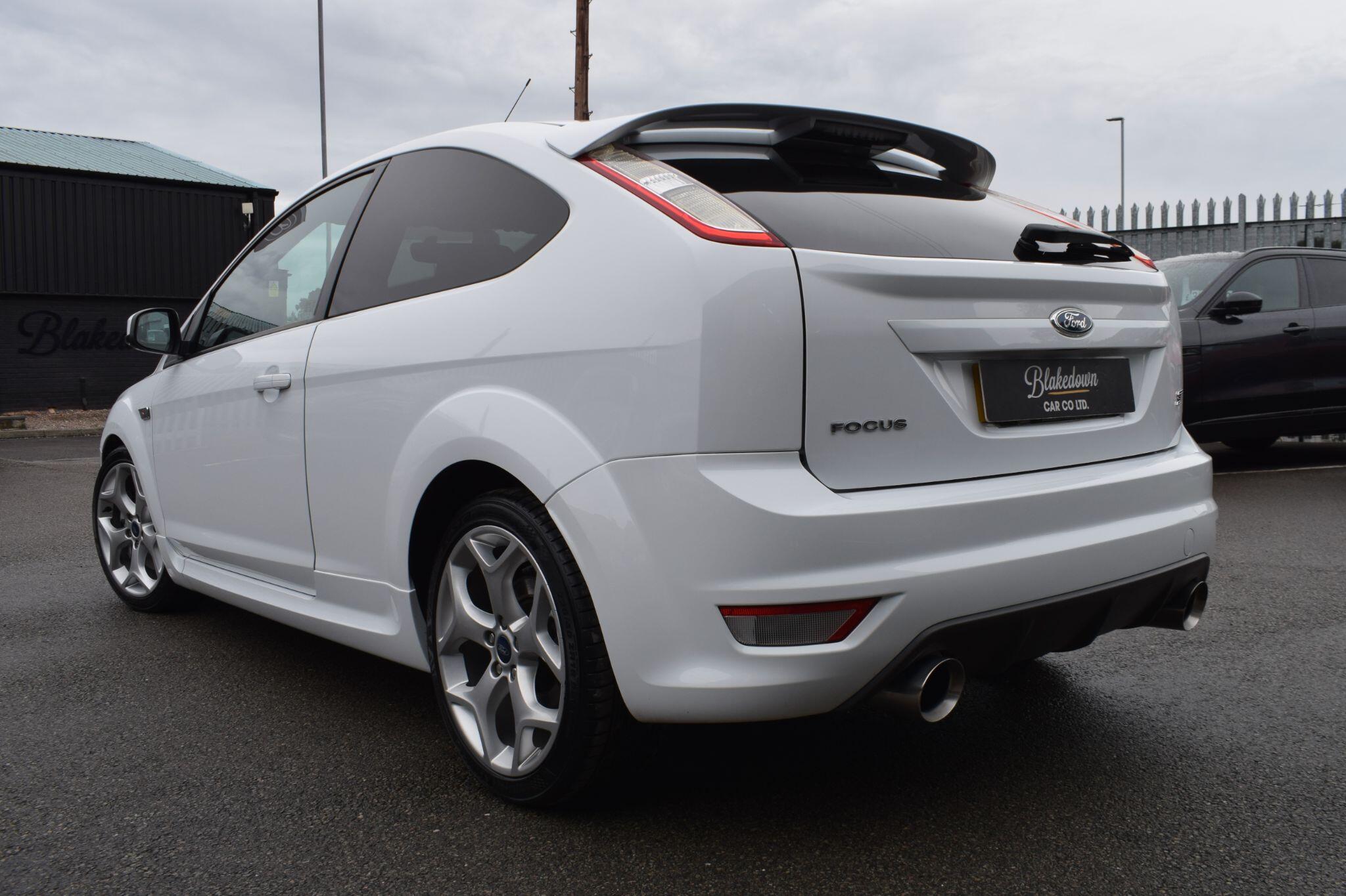 Ford Focus view 7