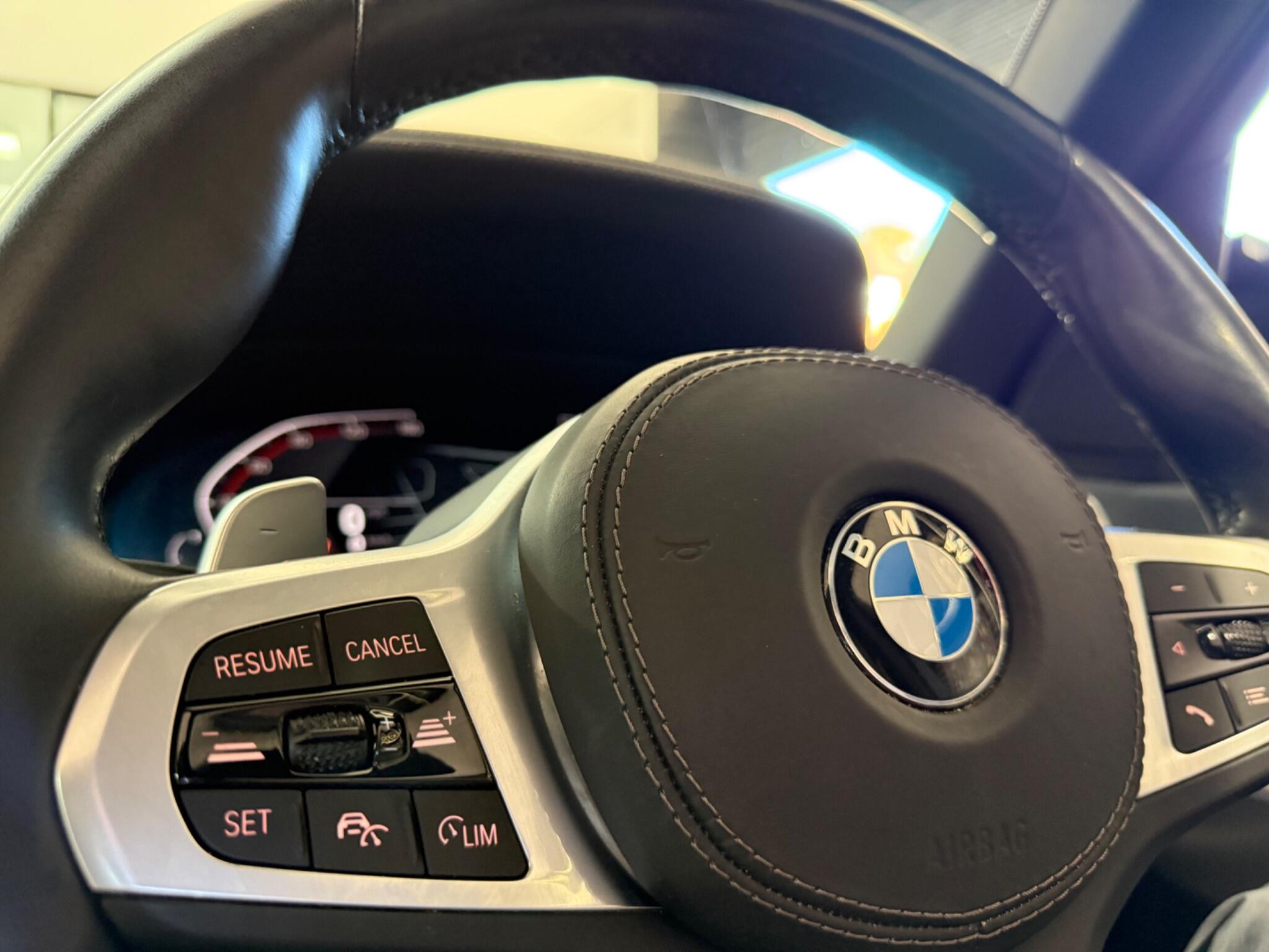 BMW X5 view 23