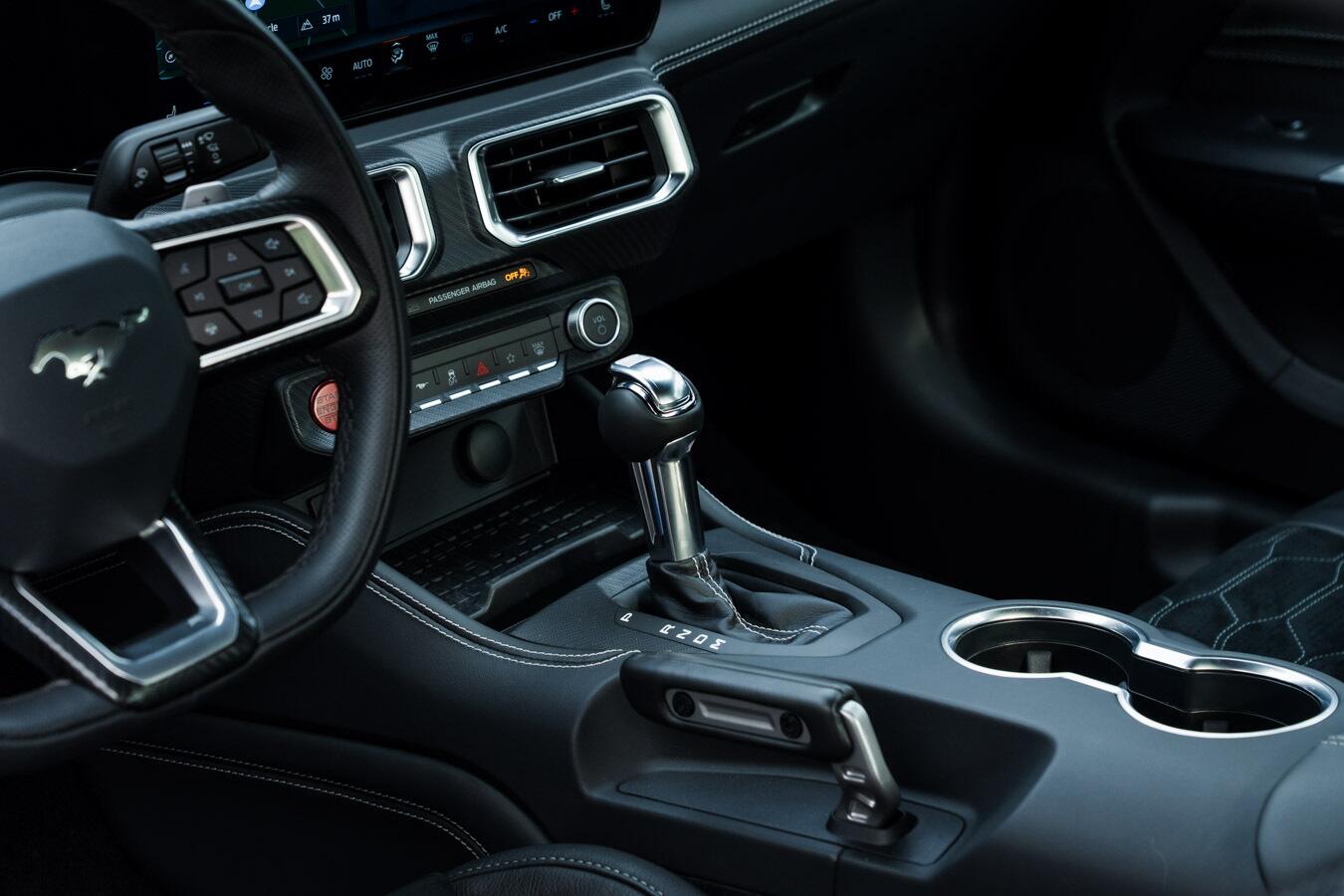 Ford Mustang view 33