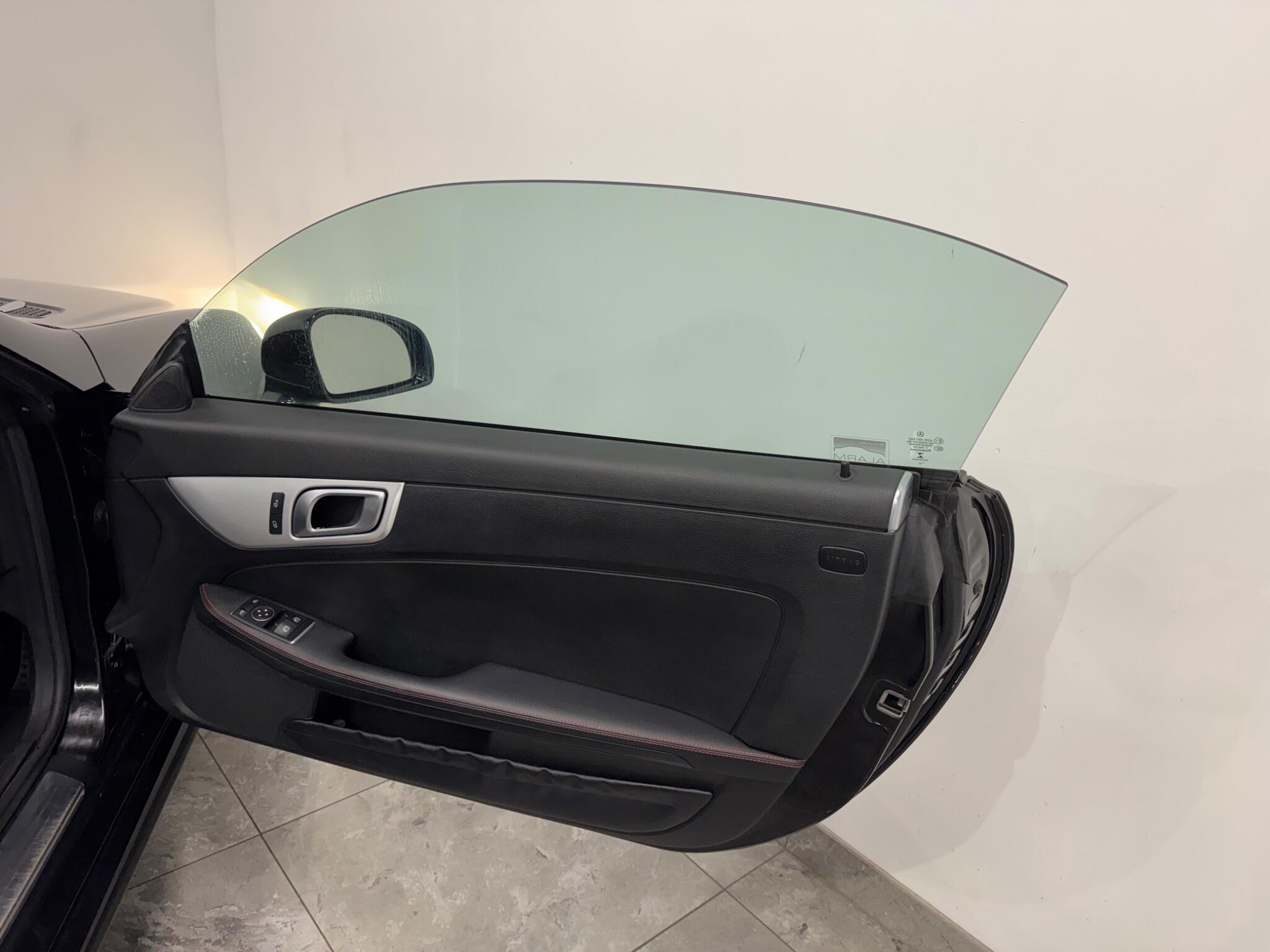 Mercedes-Benz SLK view 14