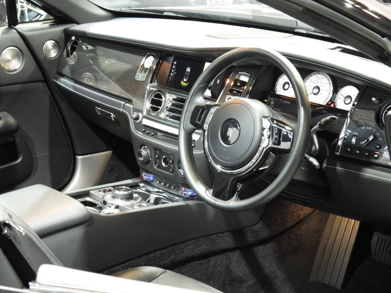 Rolls-Royce Dawn view 4