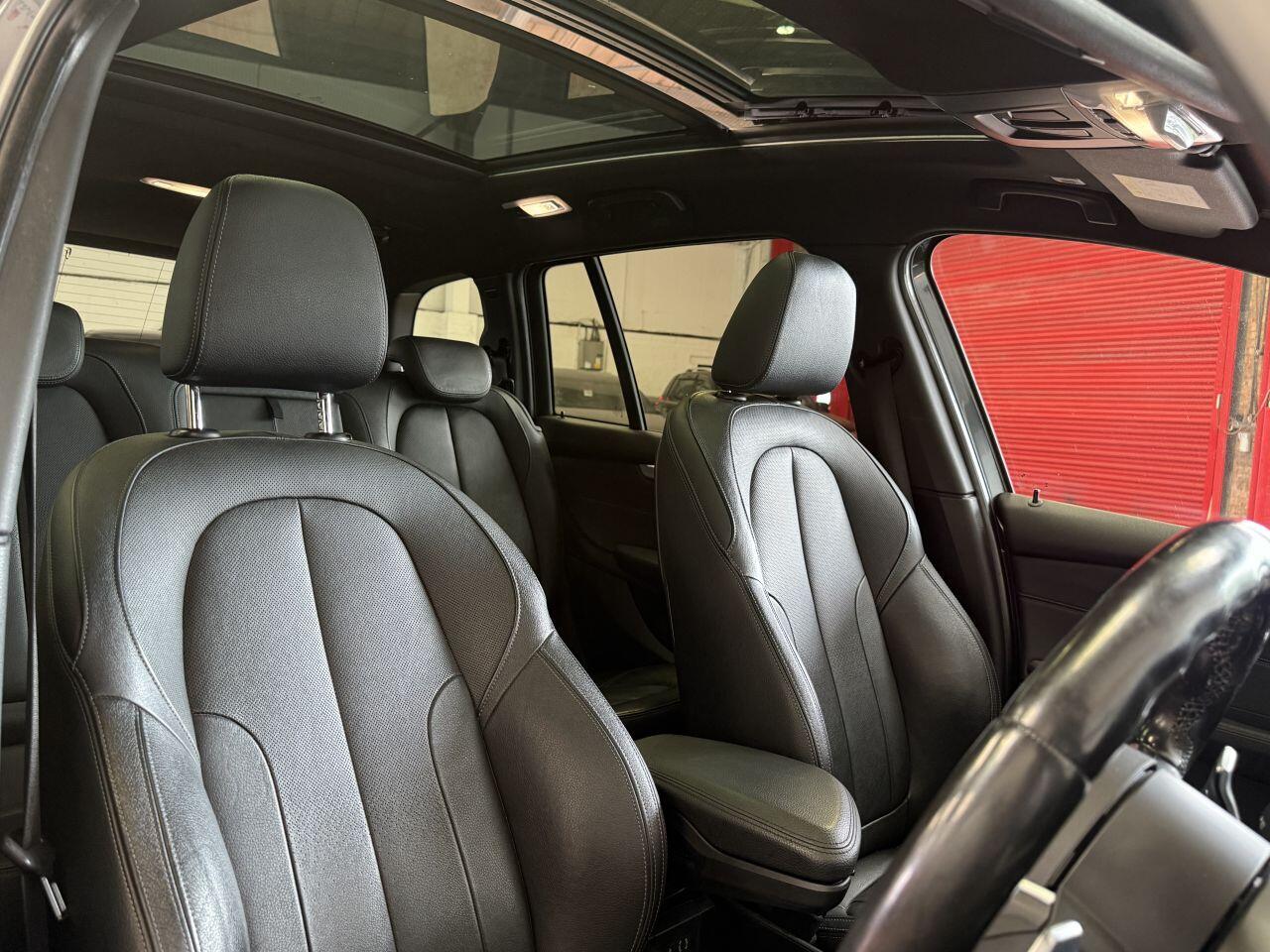 BMW 2 Series Gran Tourer view 32