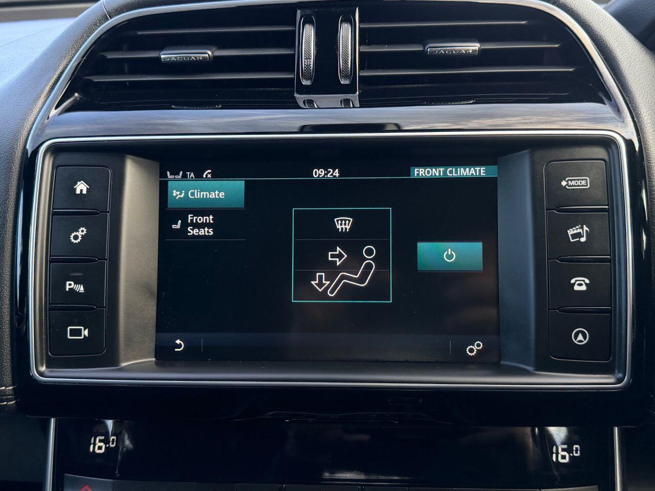 Jaguar Xe view 42