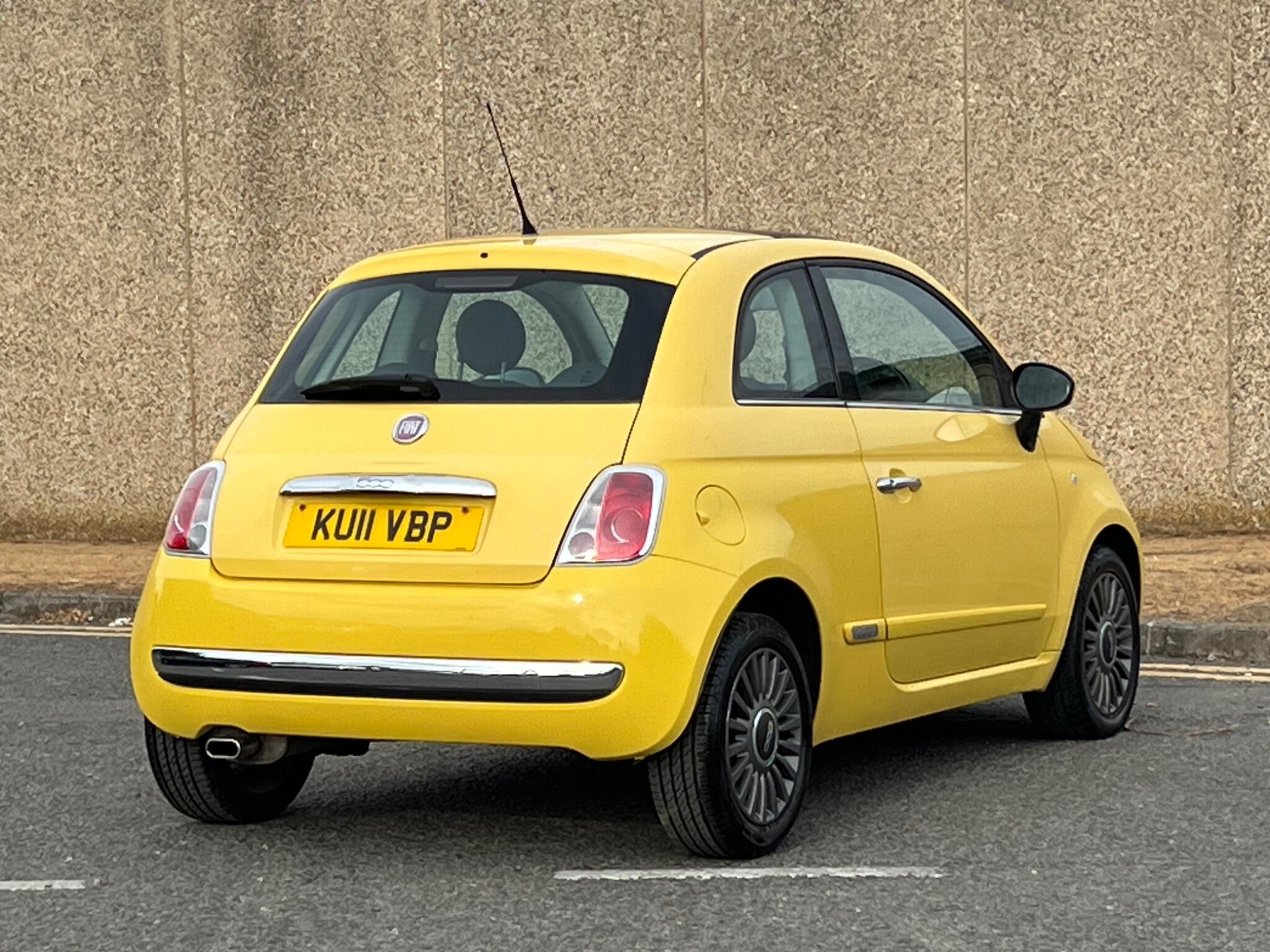 Fiat 500 view 8