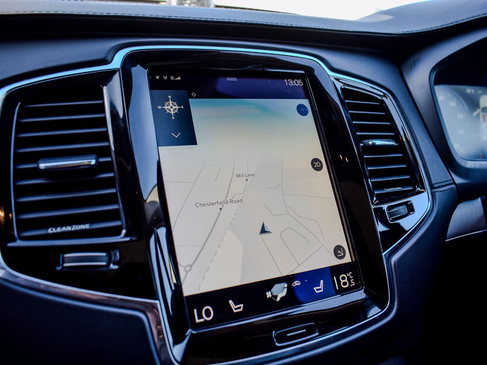Volvo XC90 view 17