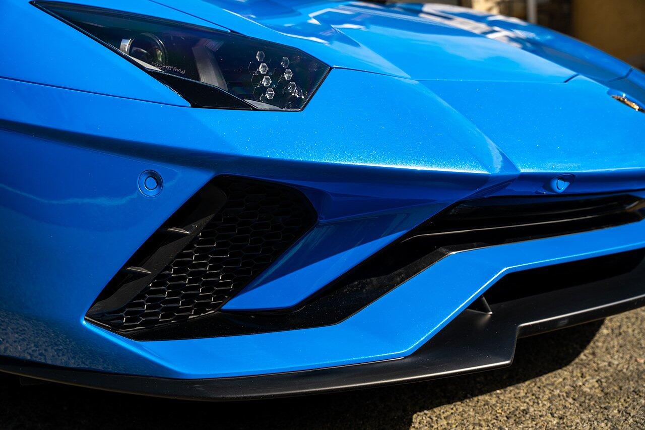 Lamborghini Aventador view 38