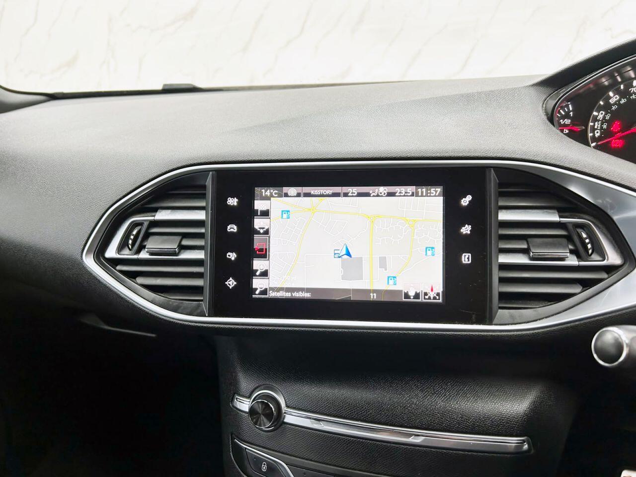 Peugeot 308 view 17