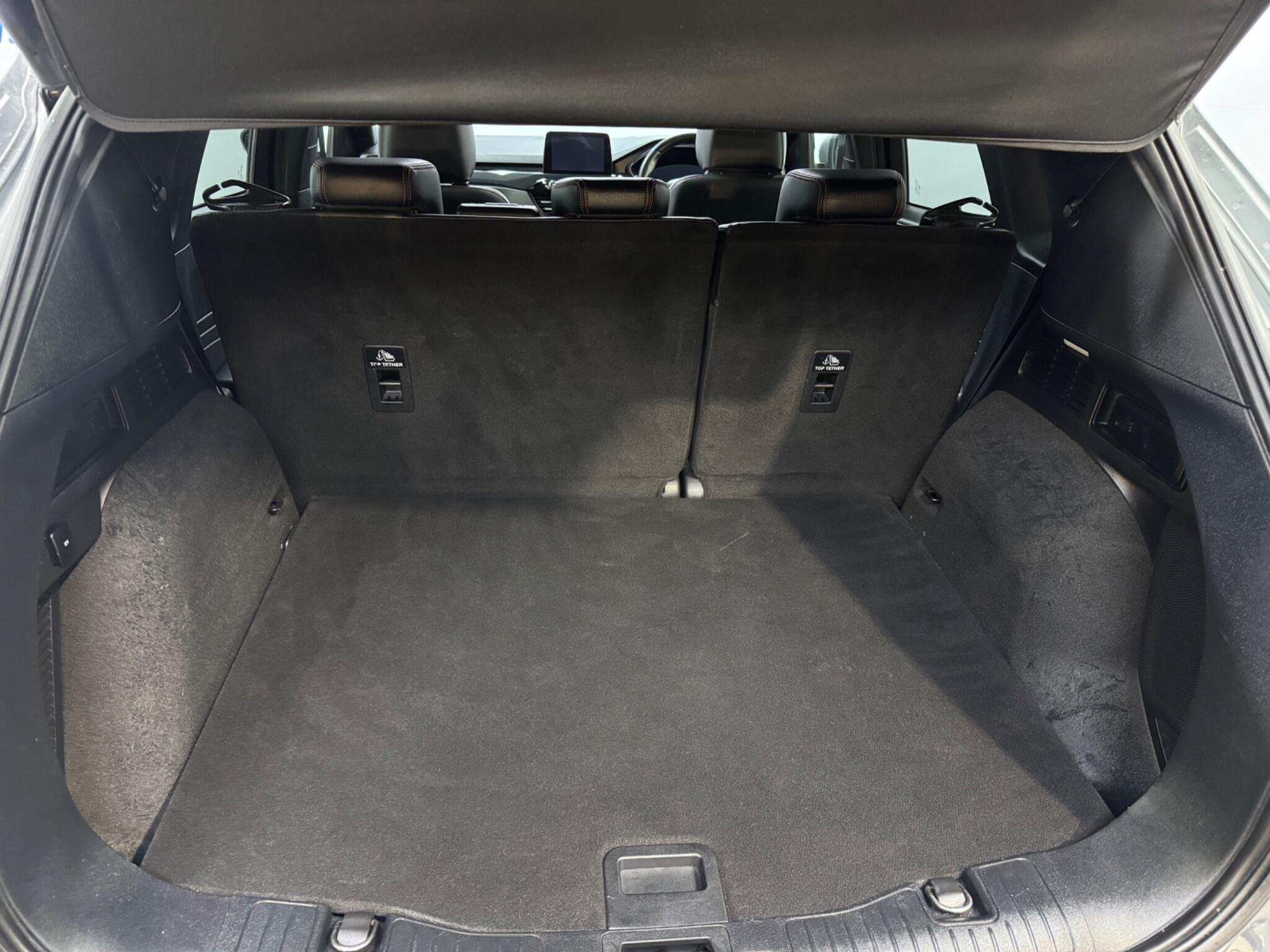 Ford Kuga view 10