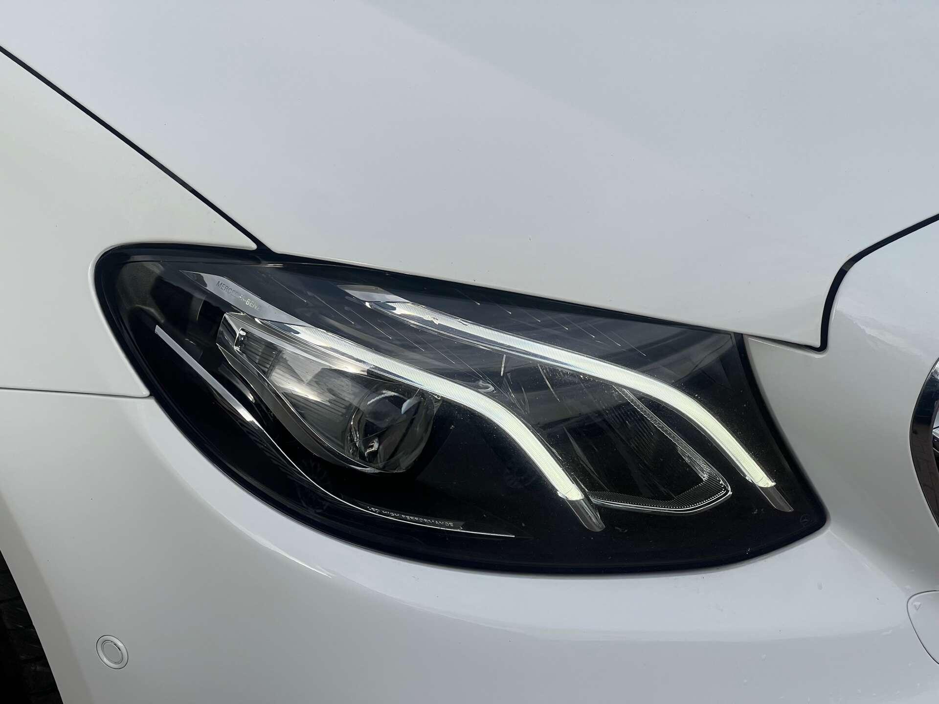 Mercedes-Benz E-Class view 58