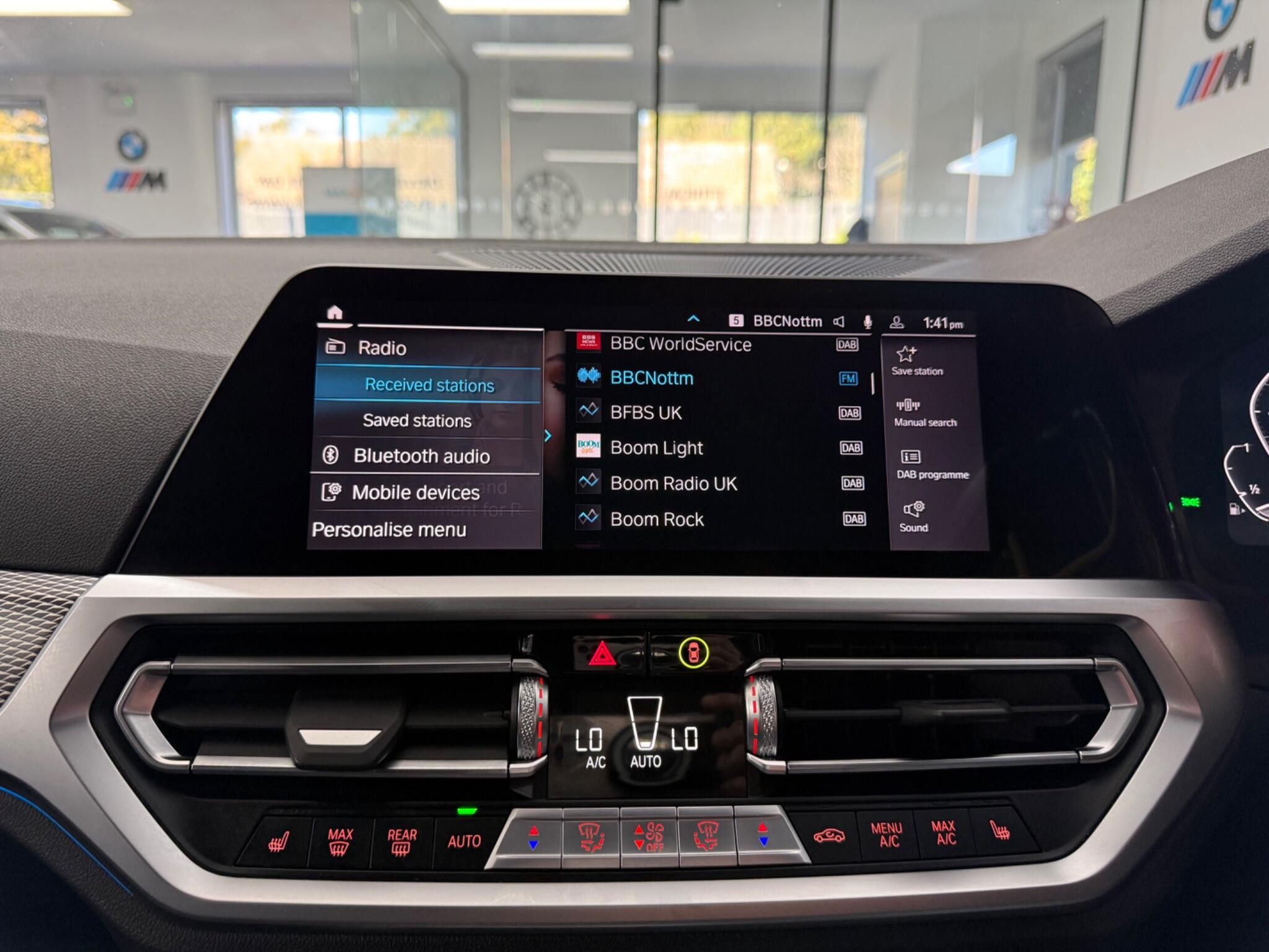 BMW 3 Series view 11